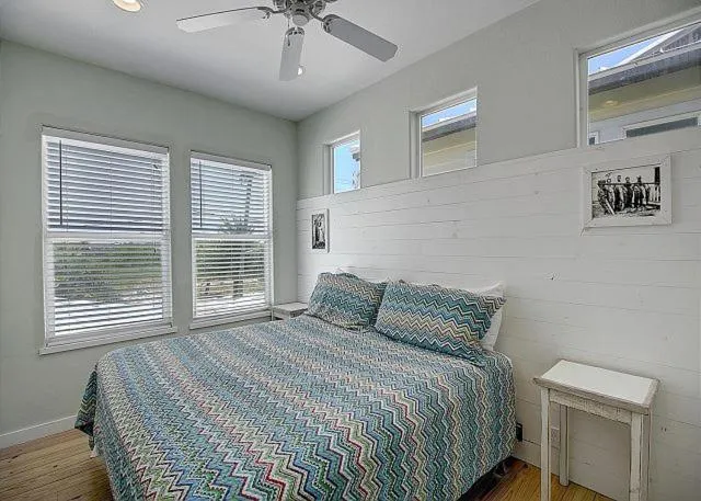 Property building, Bed in Beach Club 2