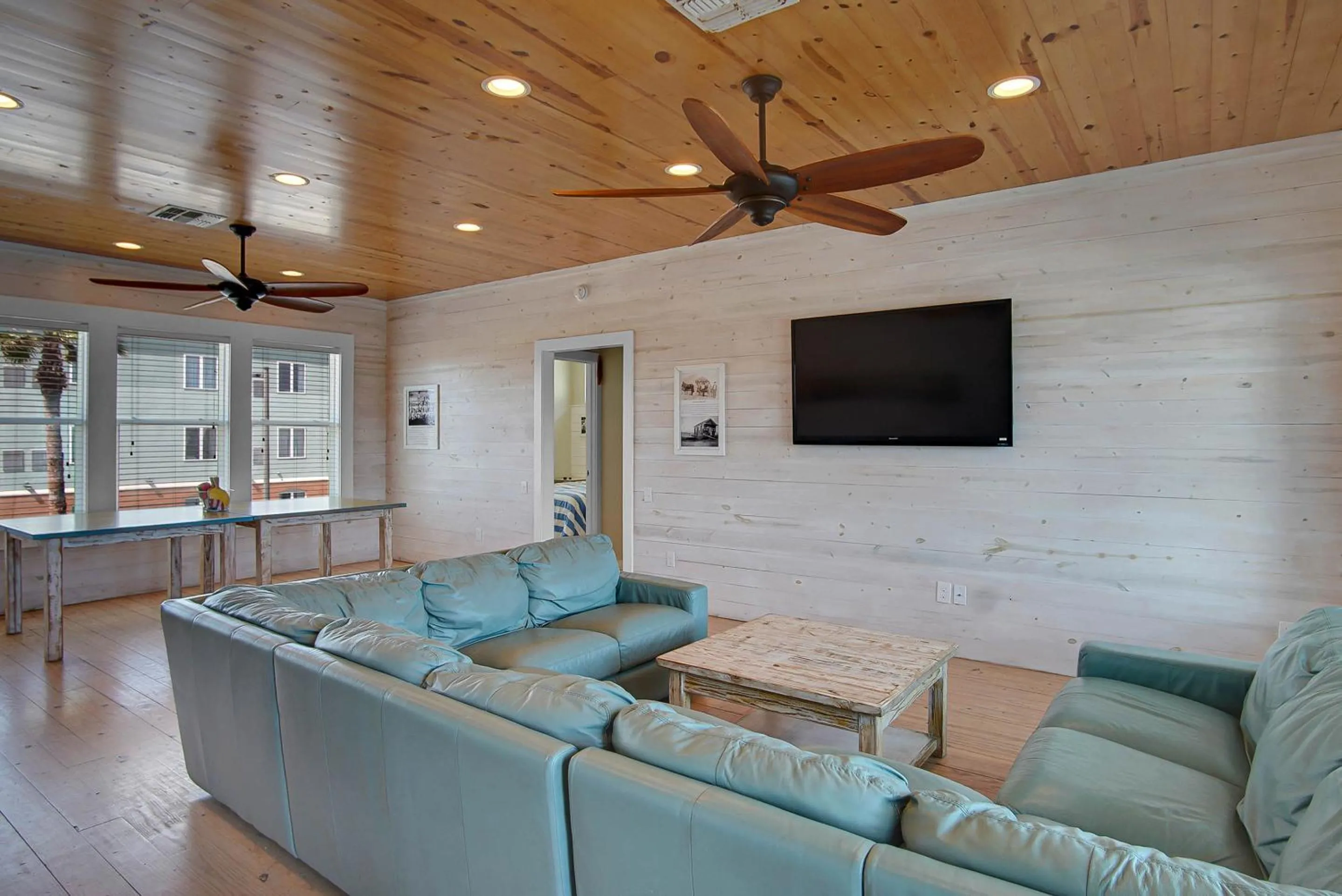 Property building in Beach Club 2