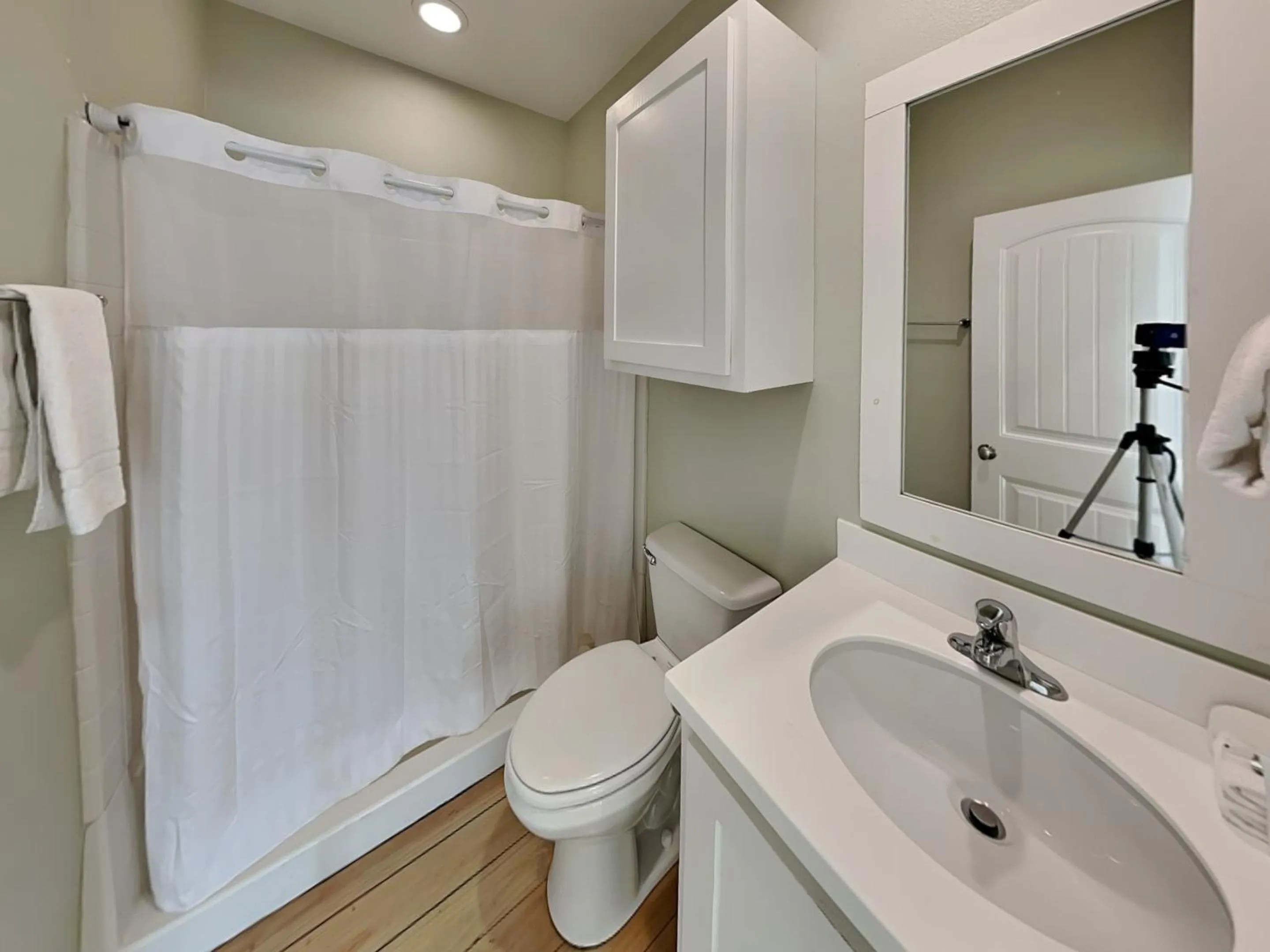 Shower in Beach Club 2