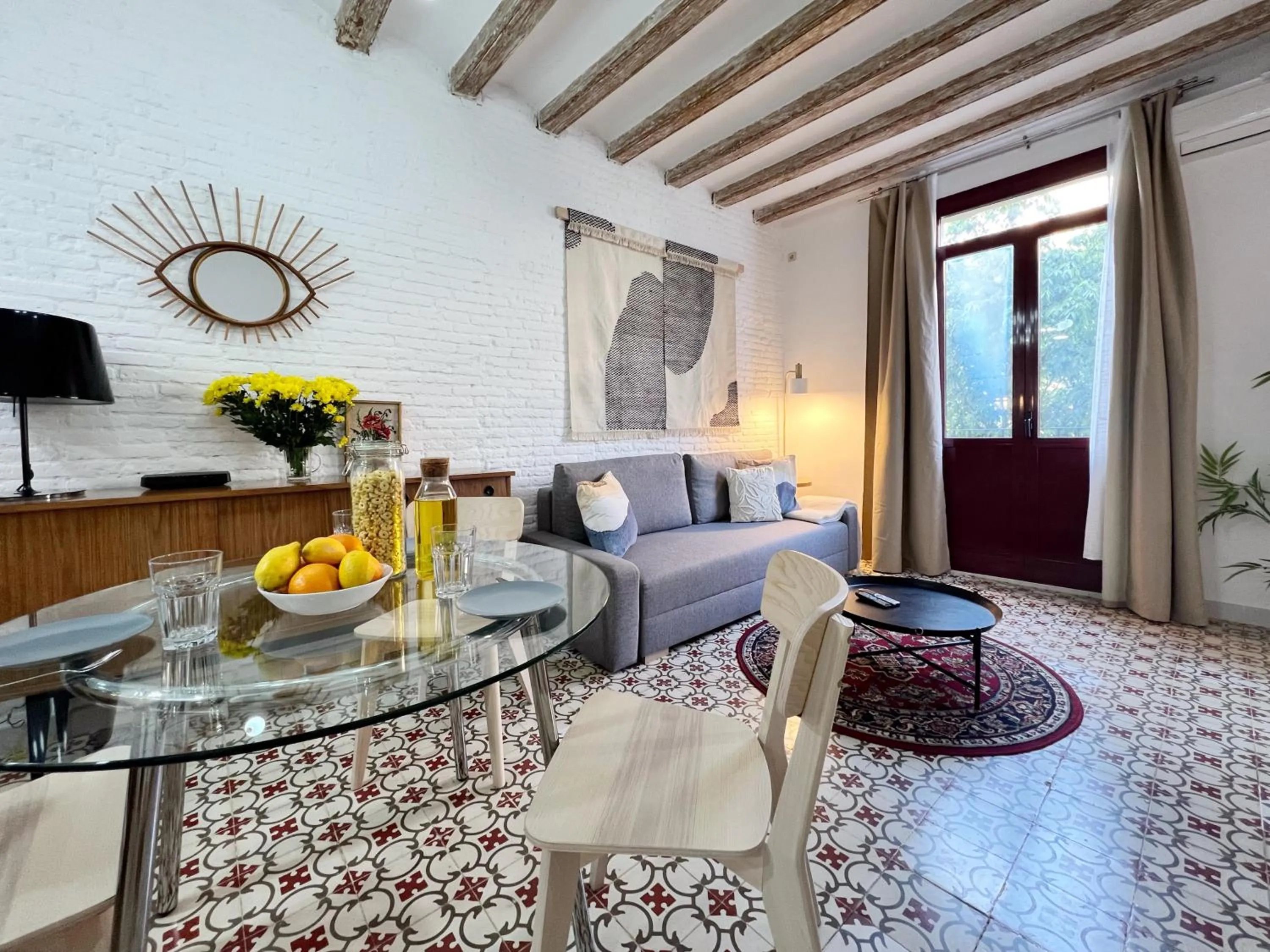 Almodovar Apartment Barcelona