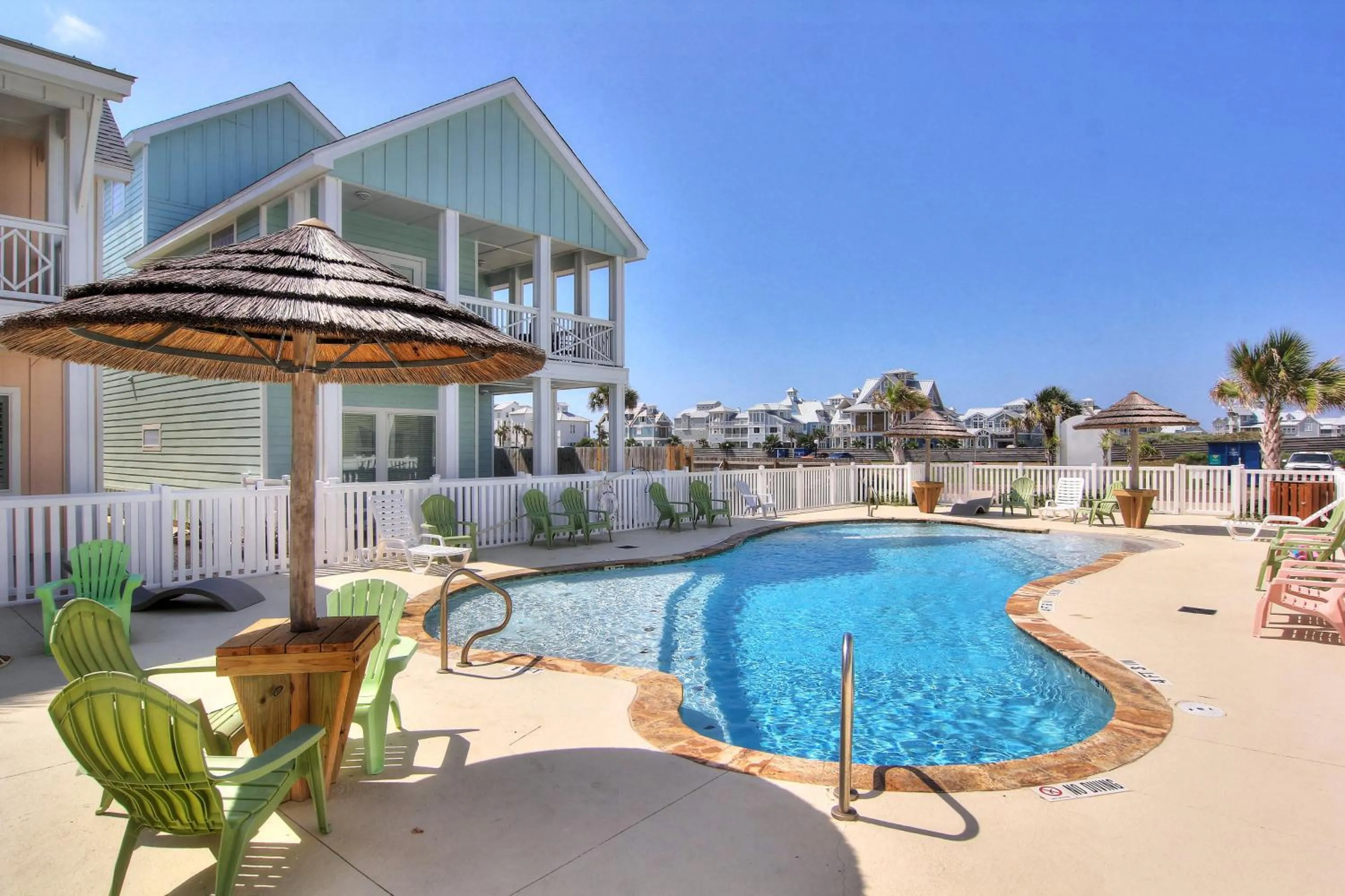 Property building in Kona Cove