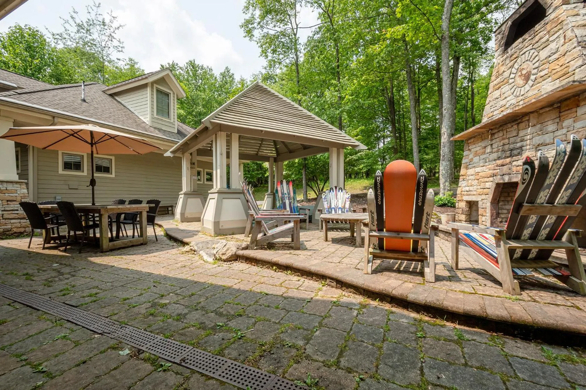 Property building in Stone Mountain Vista