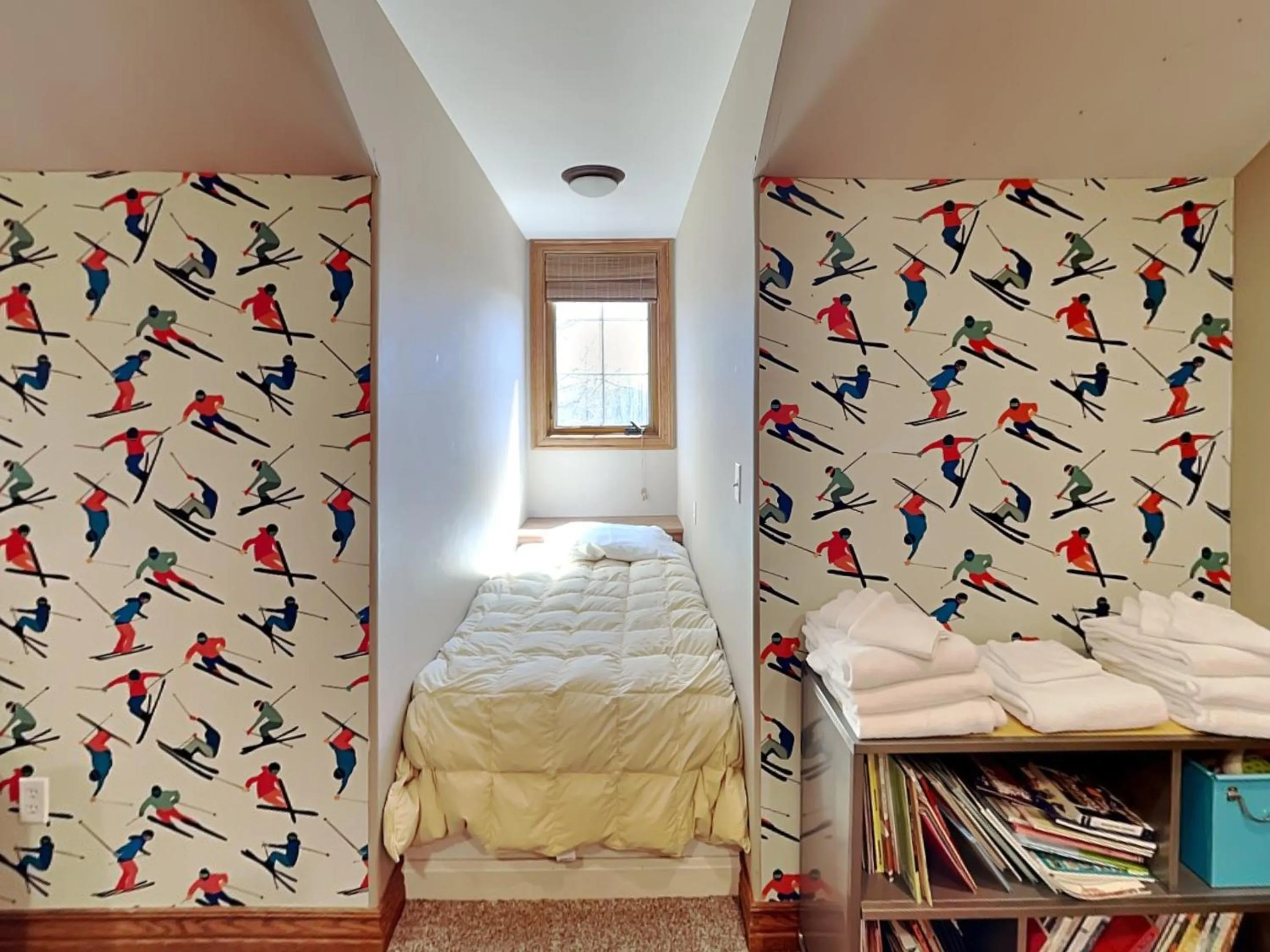 Bed in Stone Mountain Vista