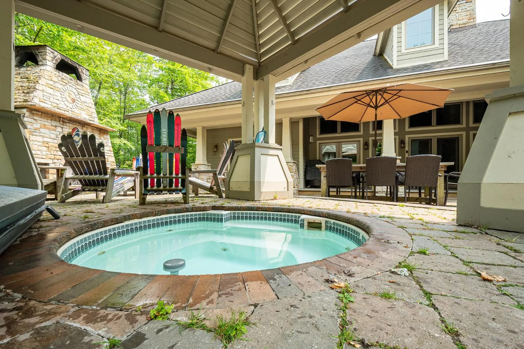 Property building in Stone Mountain Vista