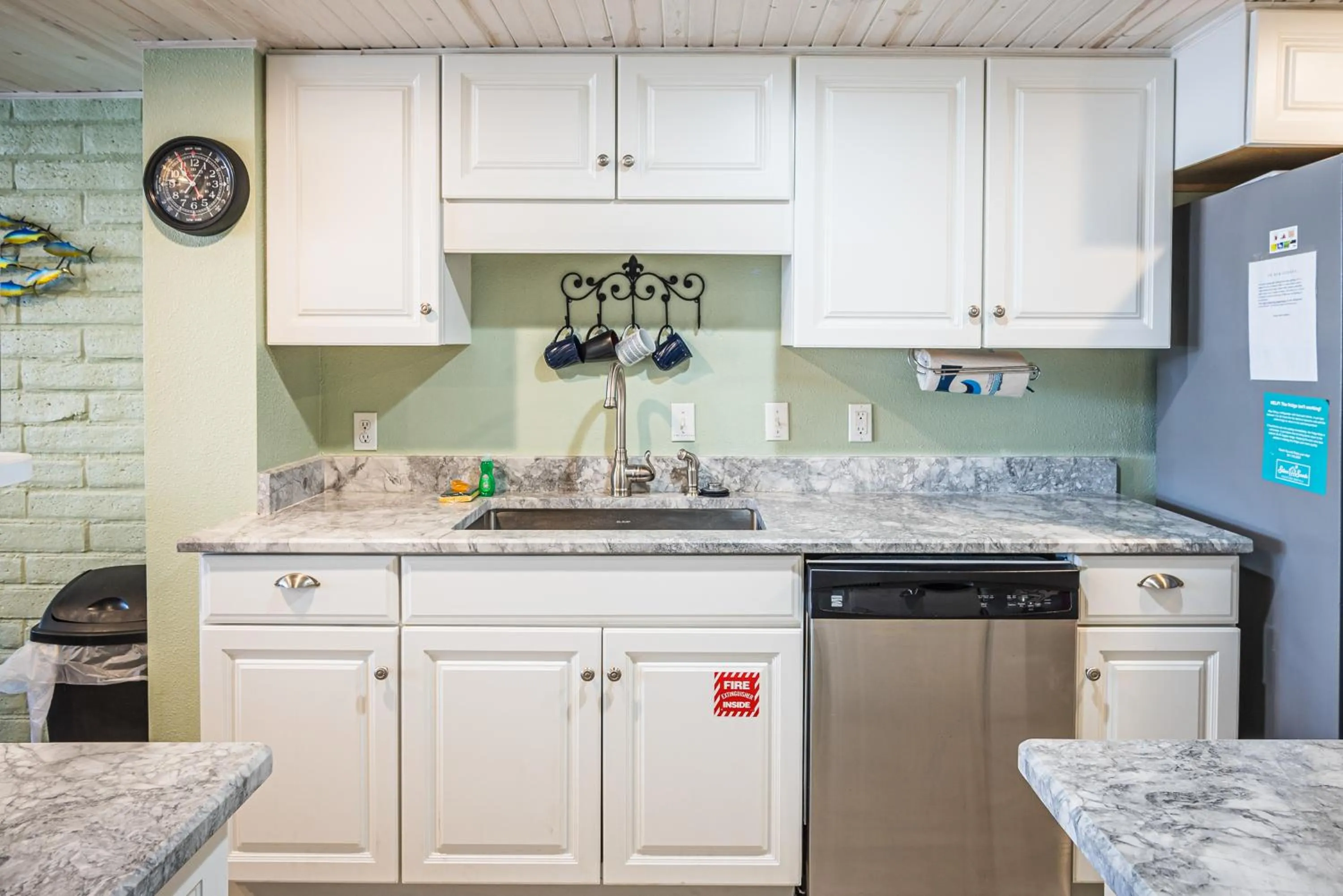 Property building in Pearl Marlin