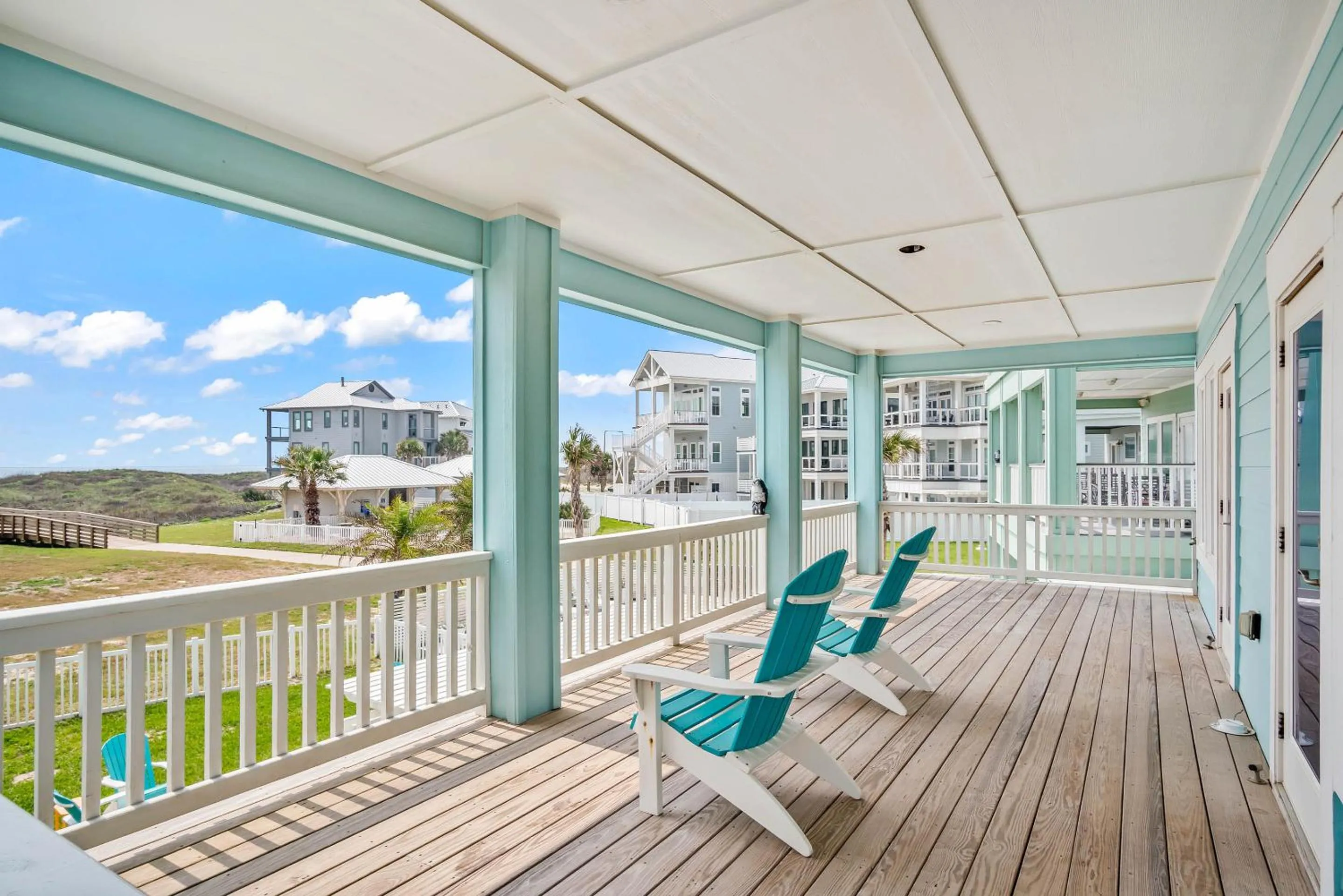 Property building in Beach-A-Holic