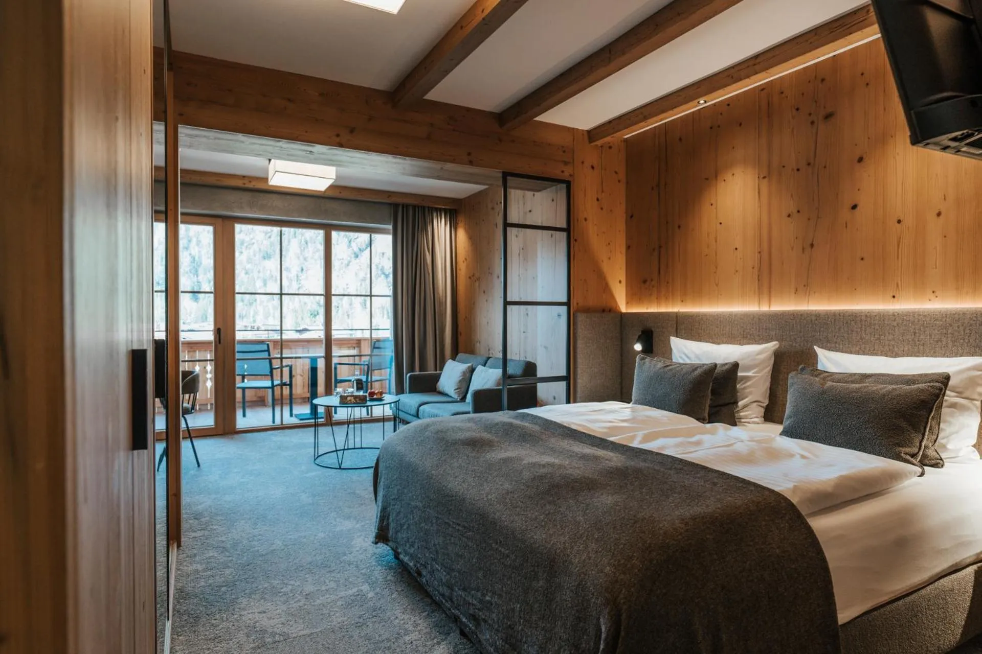 Photo of the whole room, Bed in NOVA Moments Boutique Hotel