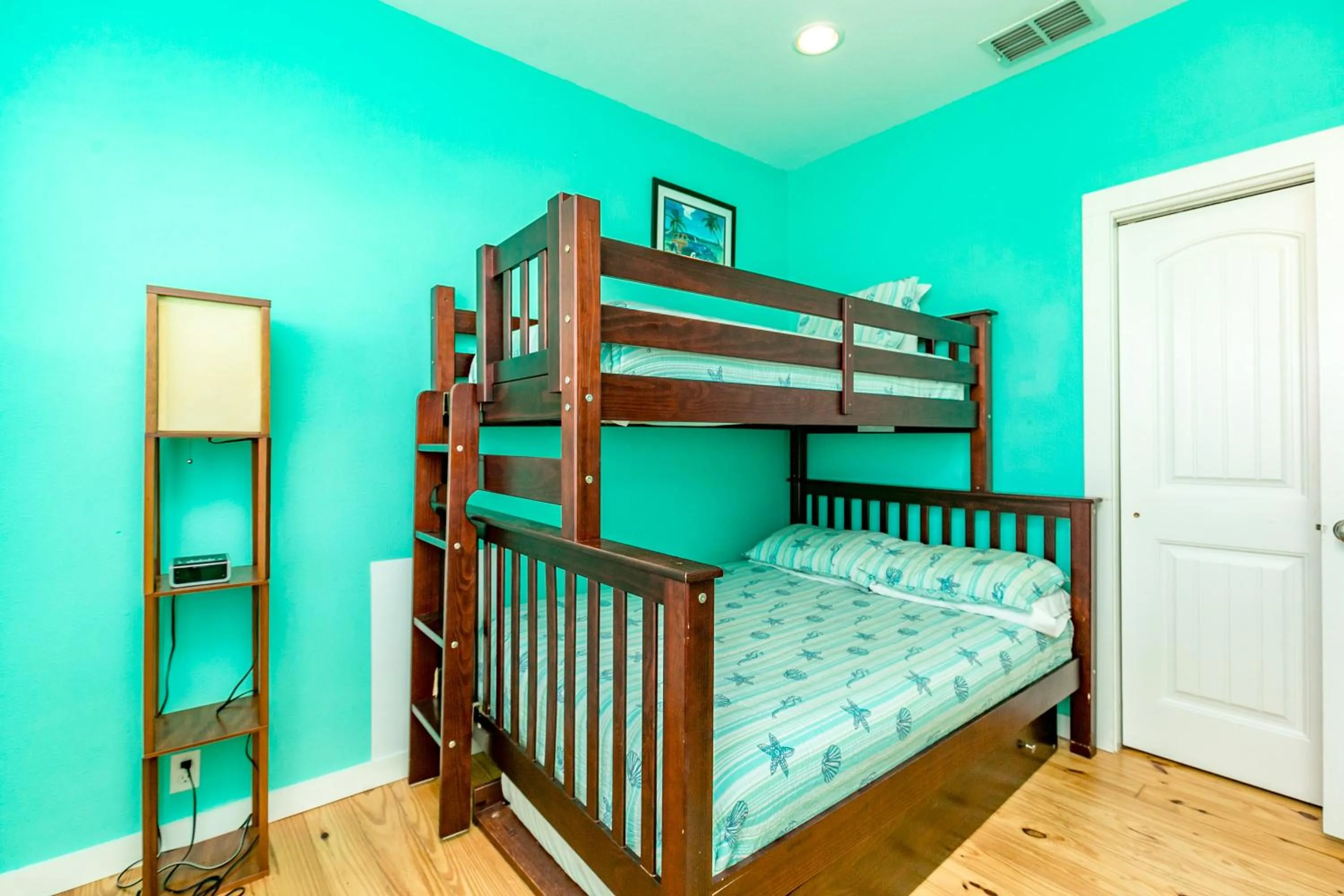 Property building, Bed in Port A Paradise