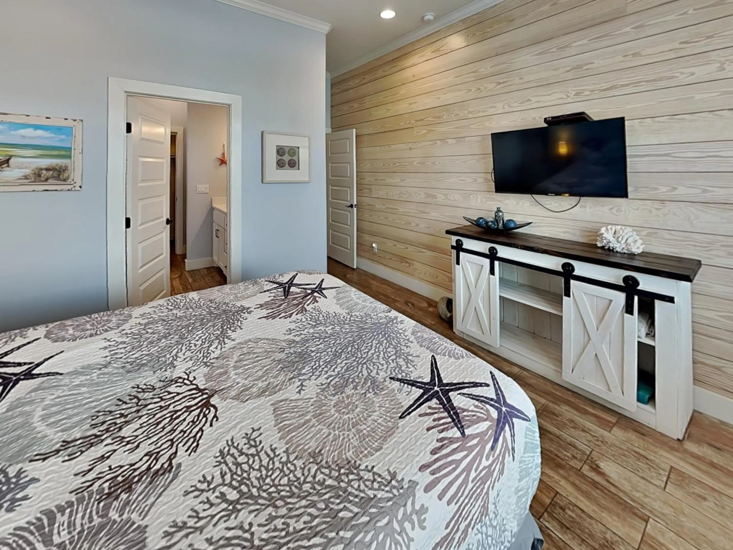 Bed in Postcard from Paradise