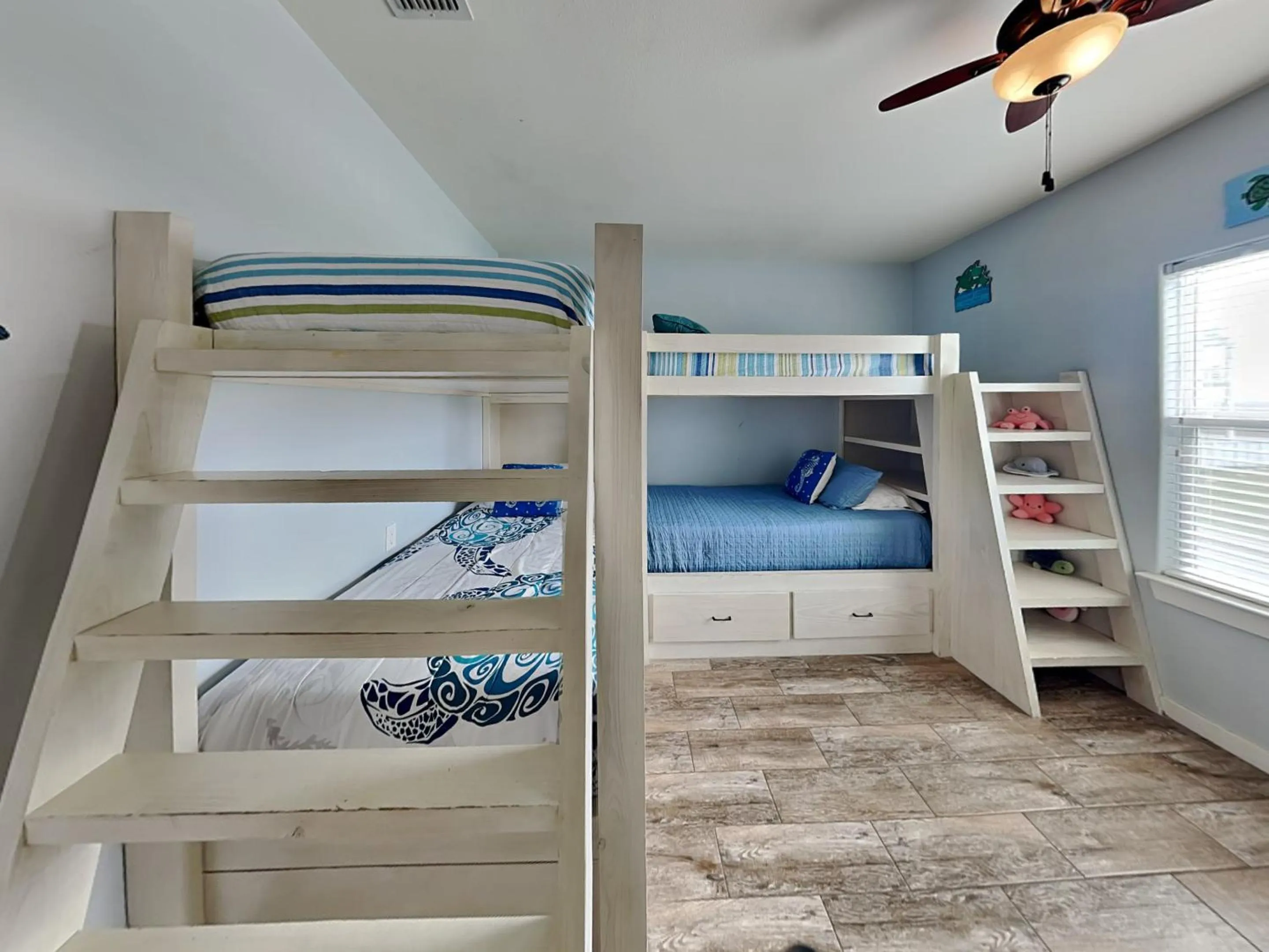 Bed in Postcard from Paradise