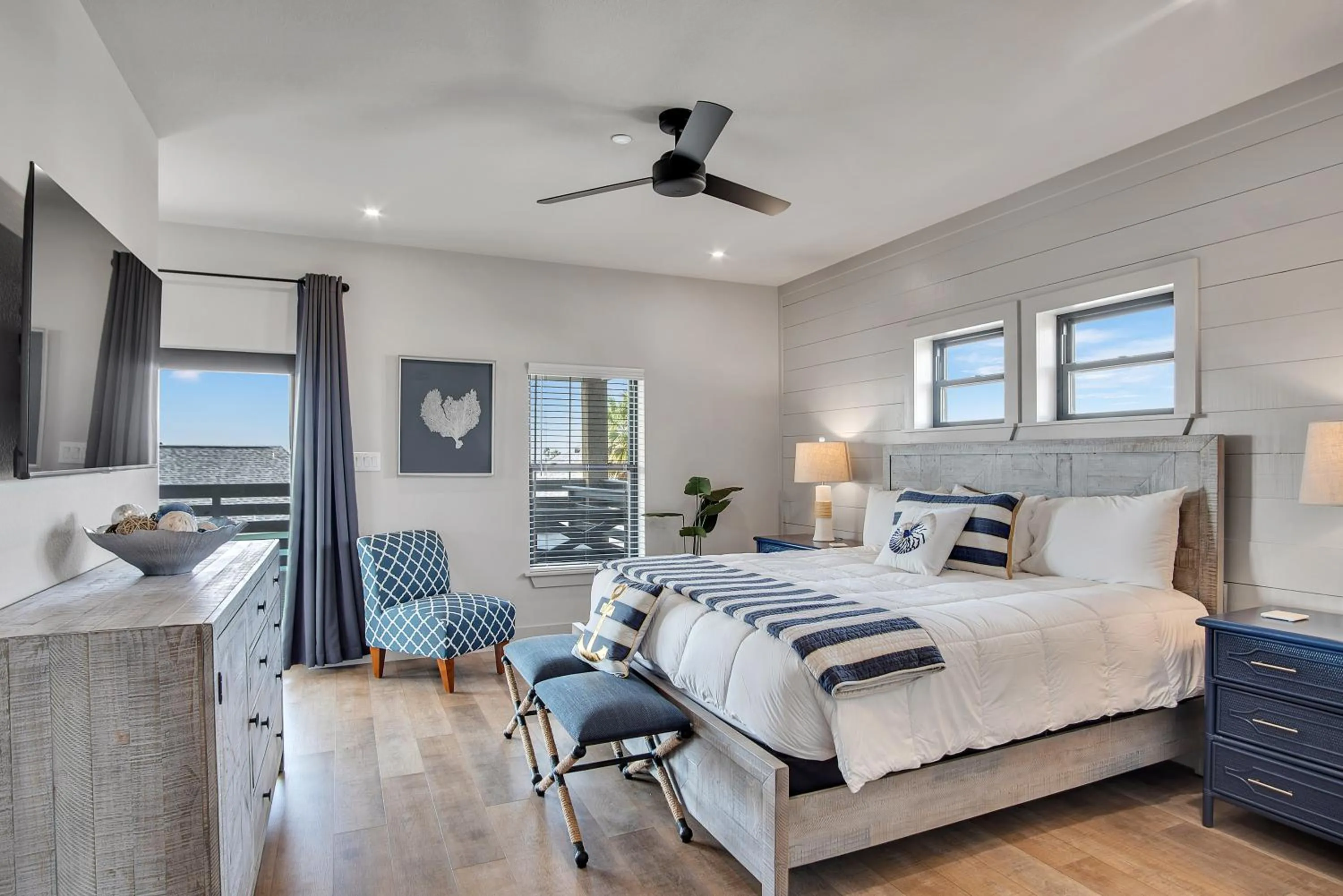 Property building, Bed in The Gentry