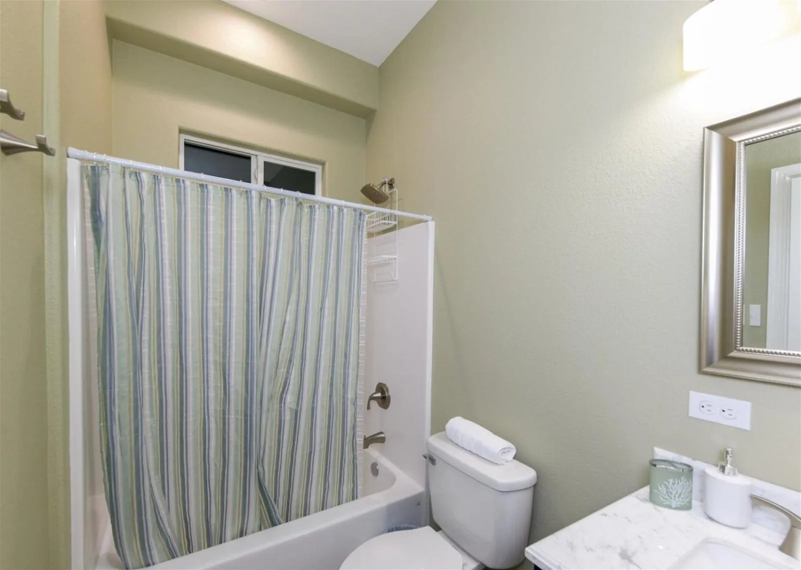 Property building in Blue -Crab- Cove