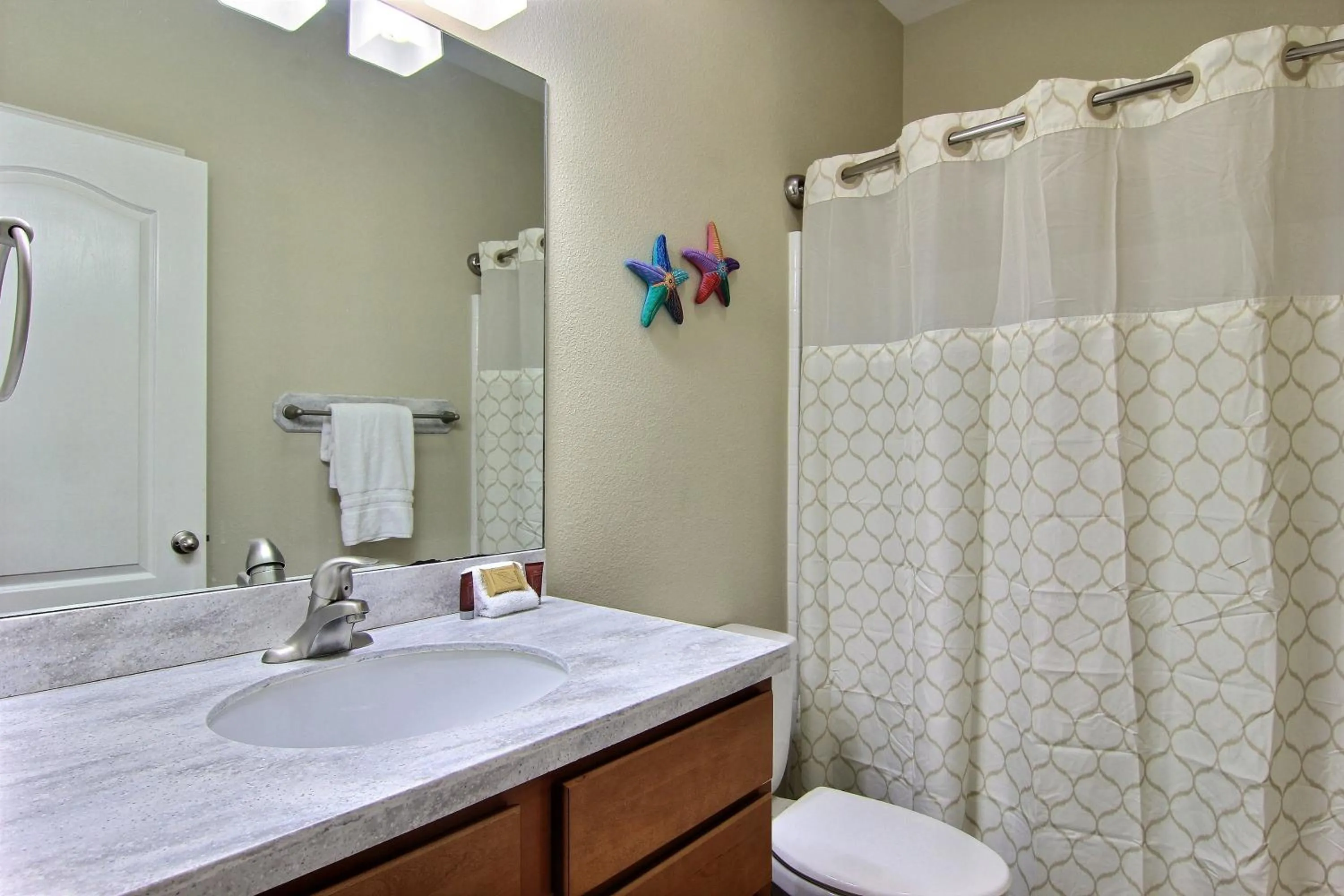 Property building in Shamrock by the Sea