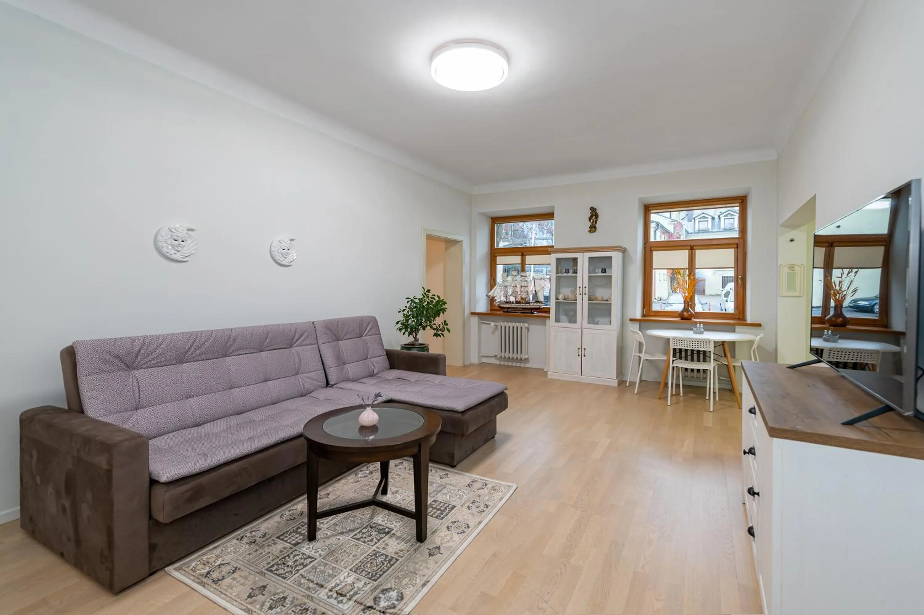 Archcathedral apartment by Polo Apartments