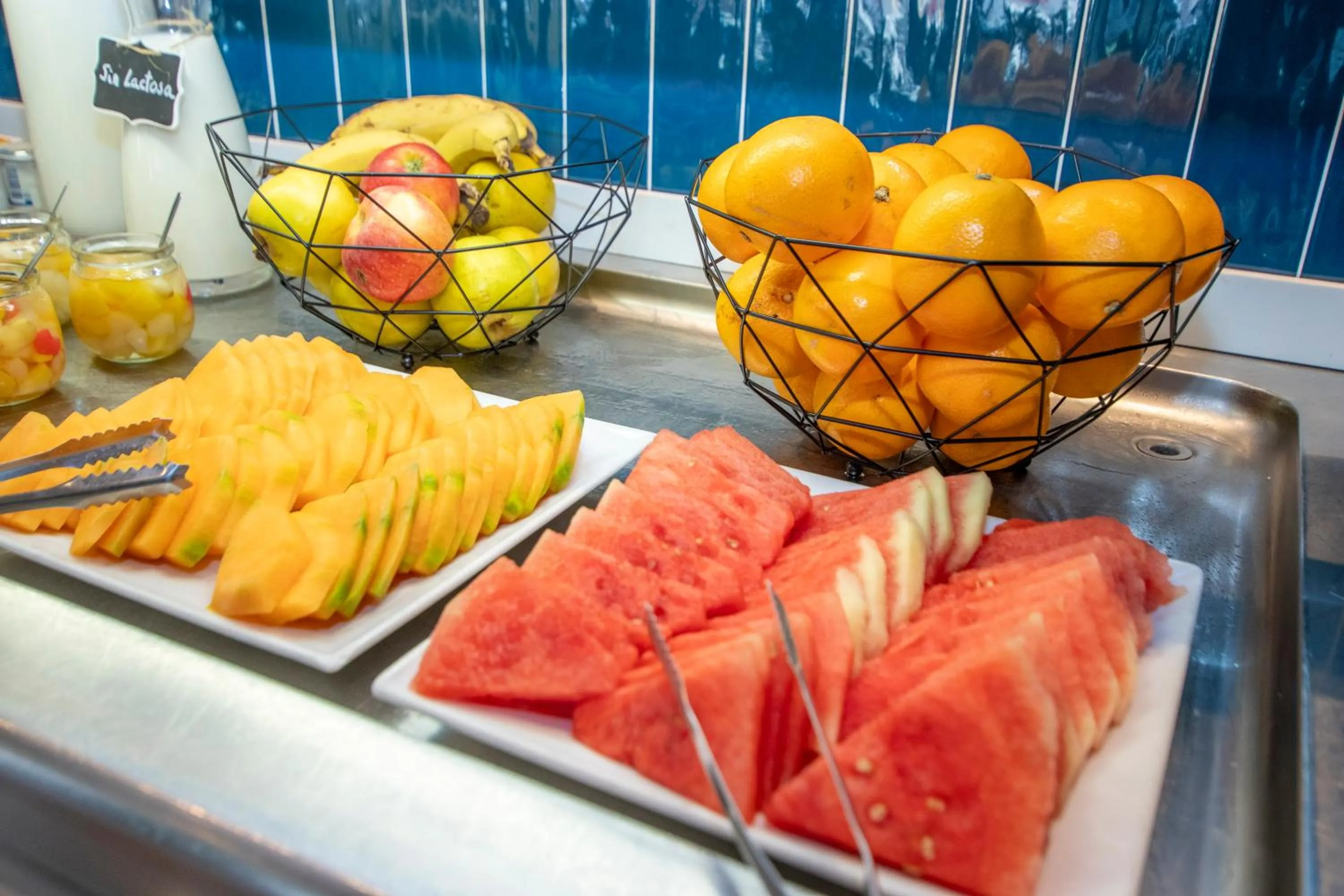 Buffet breakfast in Travelodge Madrid Alcalá de Henares