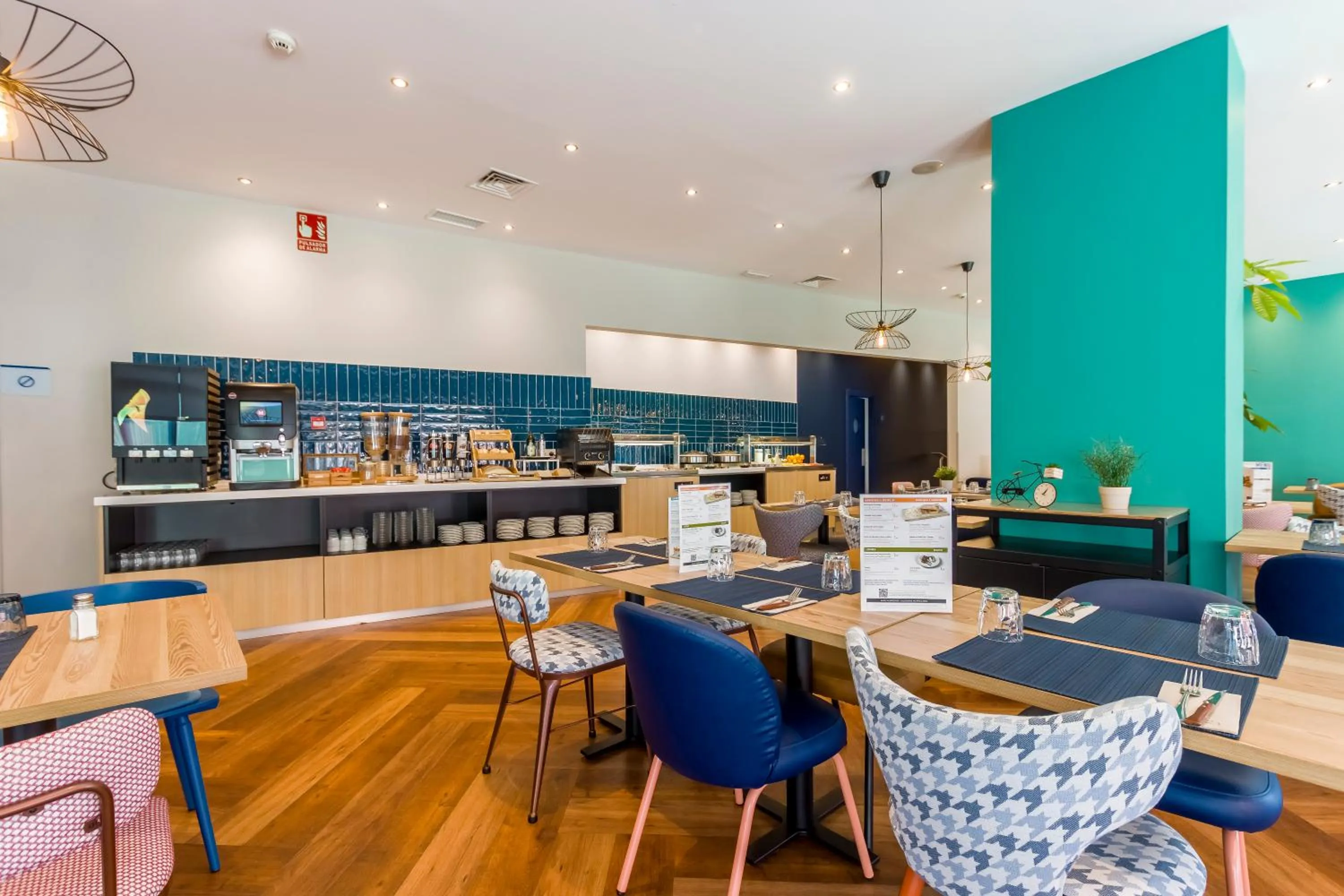 Restaurant/places to eat in Travelodge Madrid Alcalá de Henares