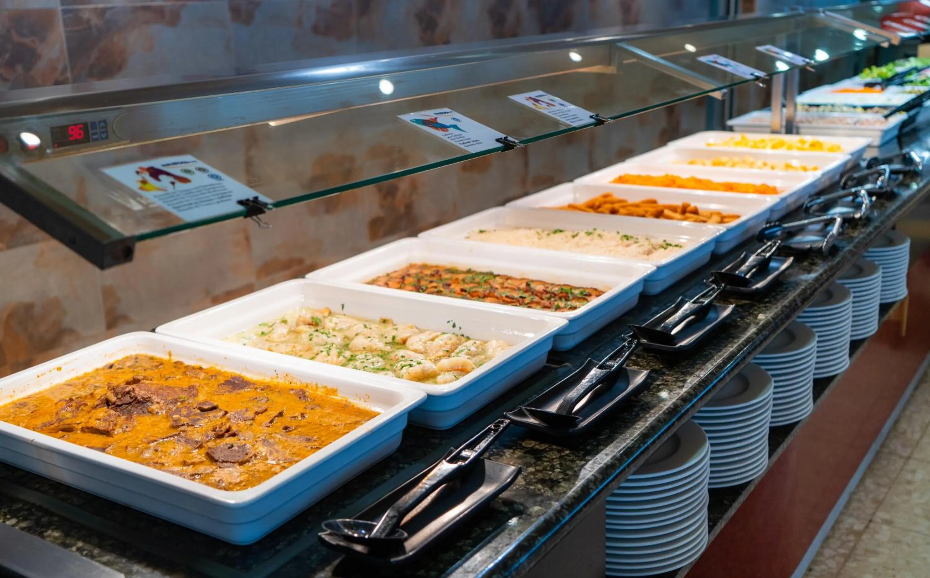 Restaurant/places to eat in Medplaya Hotel Santa Monica