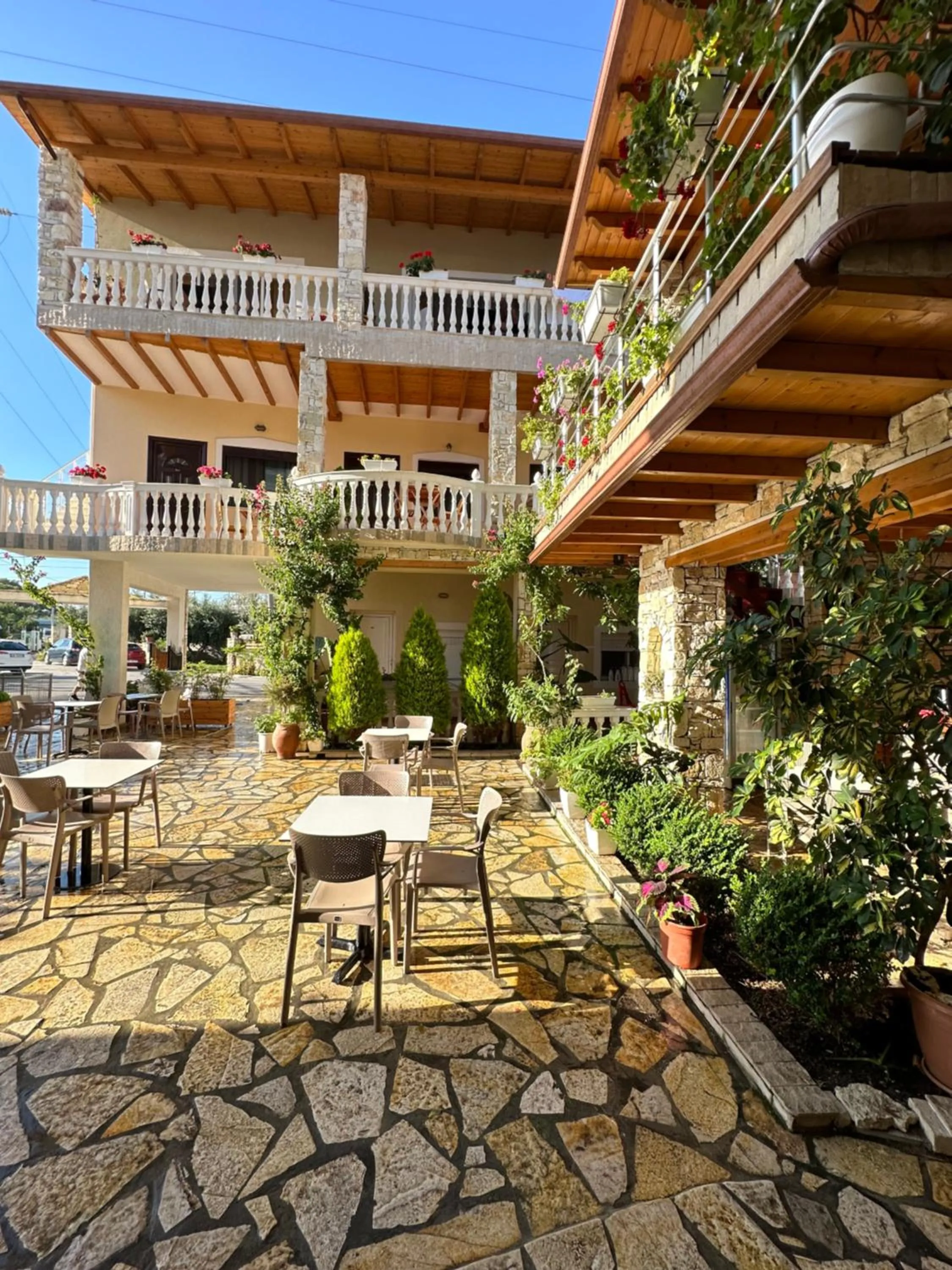 Property building in Vila Arial