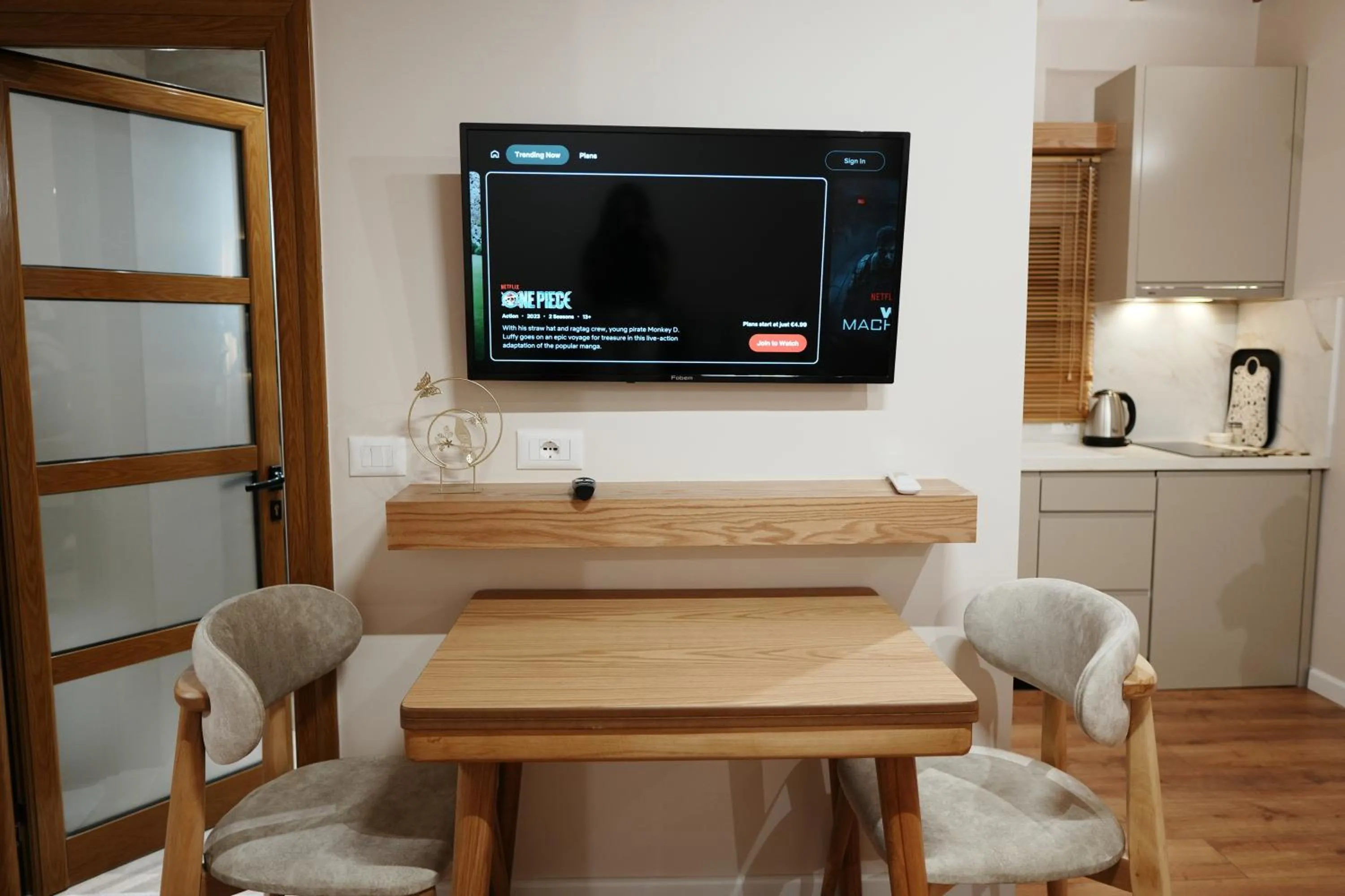 TV and multimedia in Vila Arial