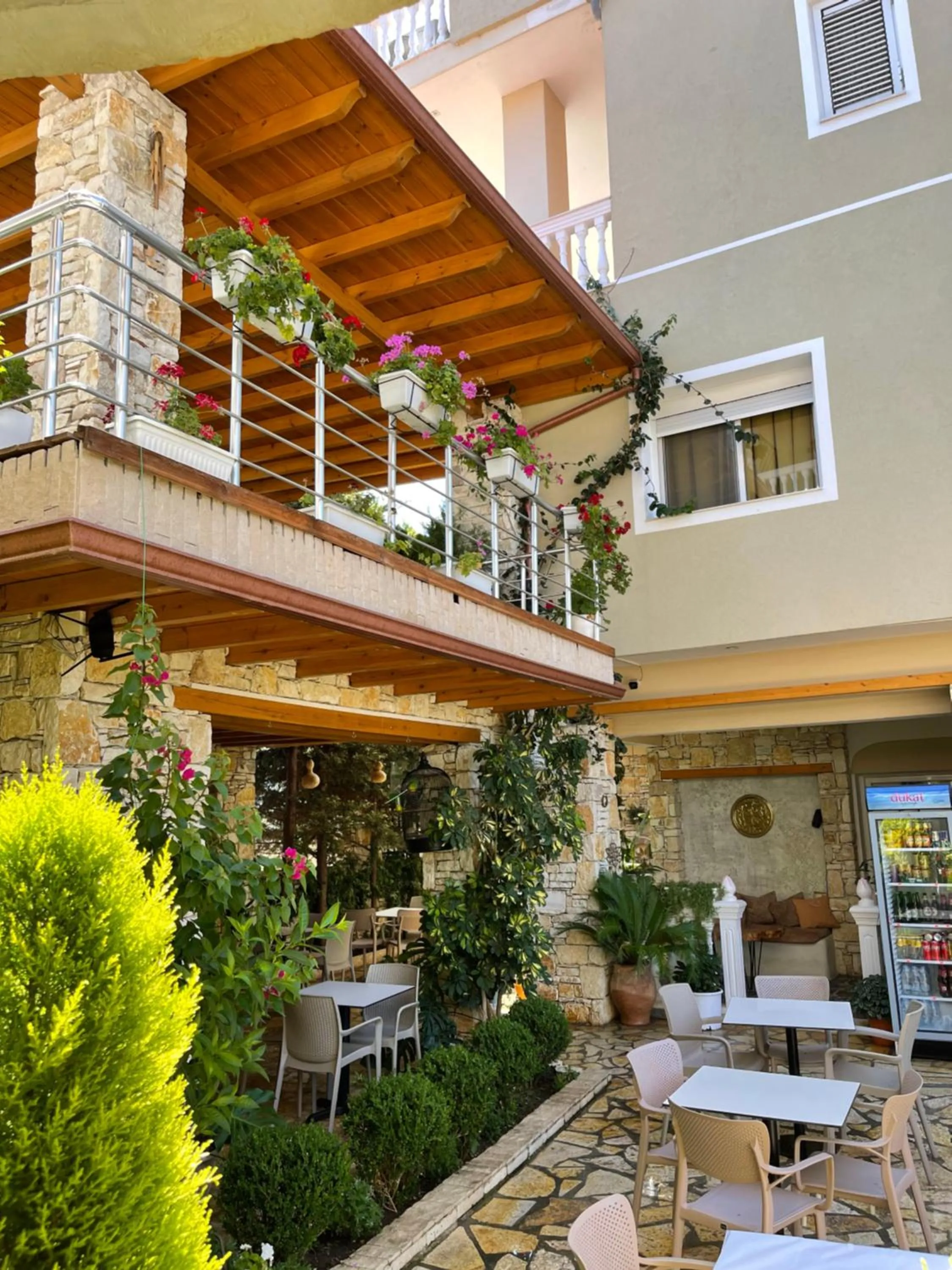 Property building in Vila Arial