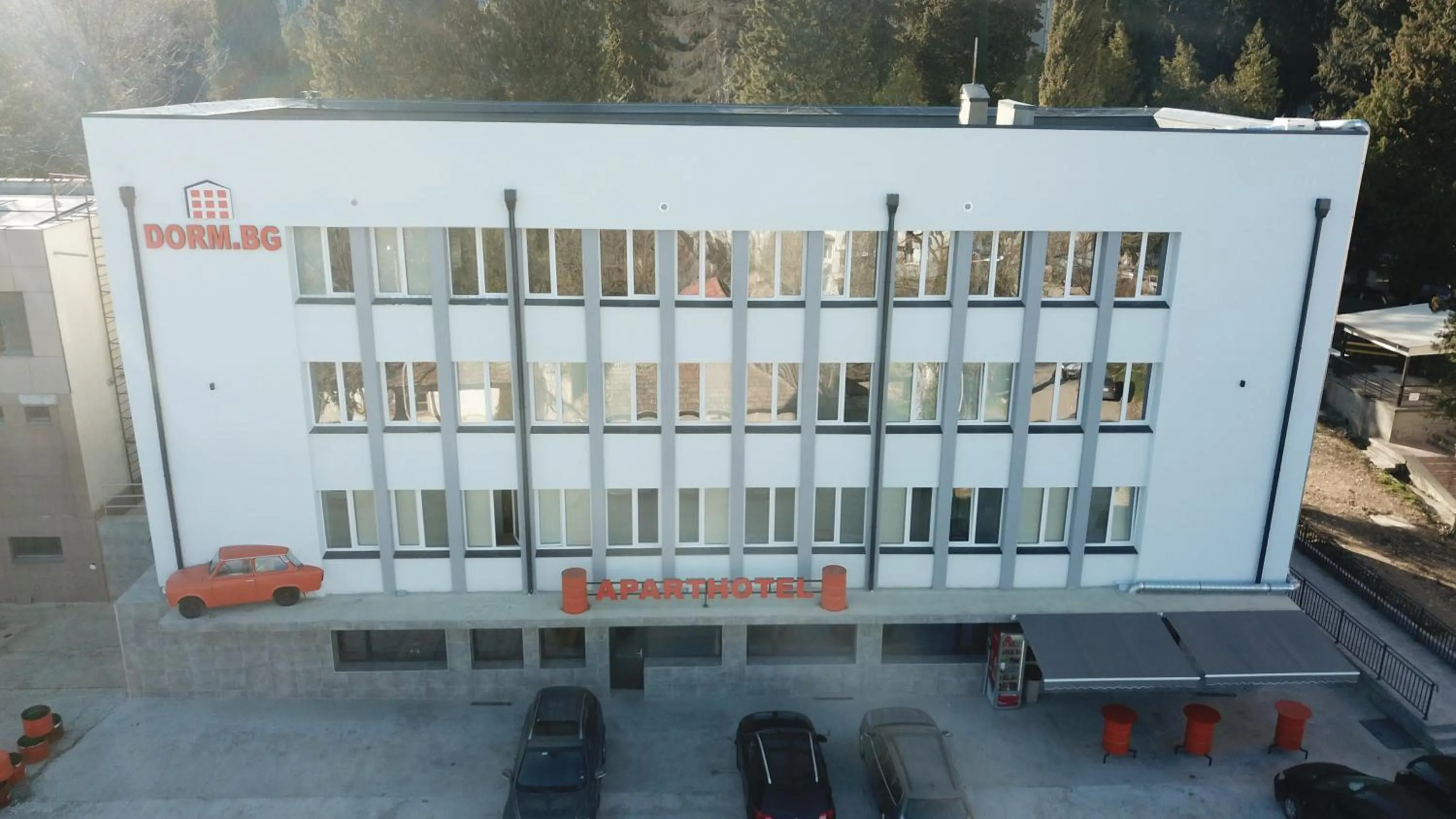 Property building in DORM BG pet-friendly Aparthotel