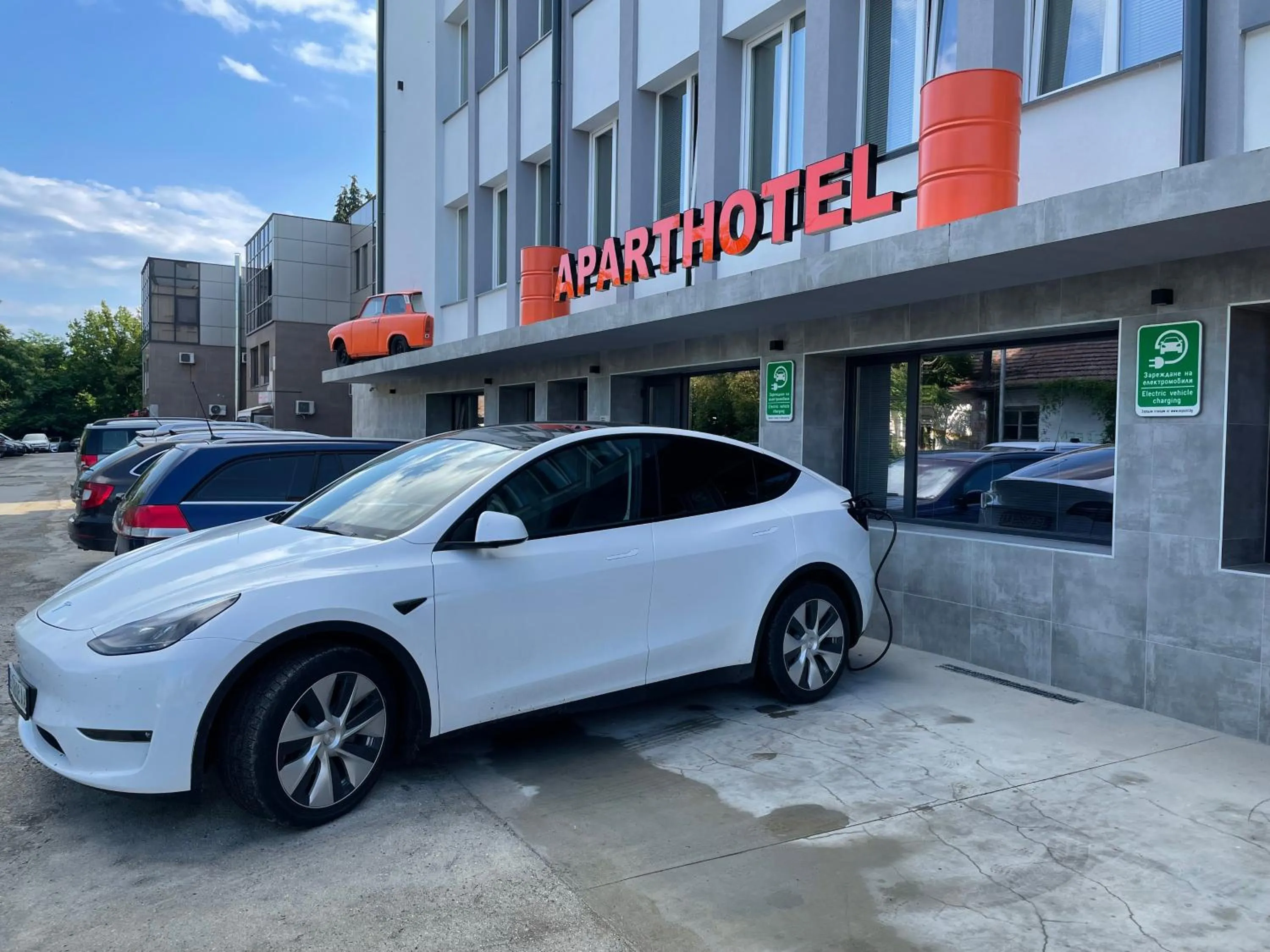 Property building in DORM BG pet-friendly Aparthotel