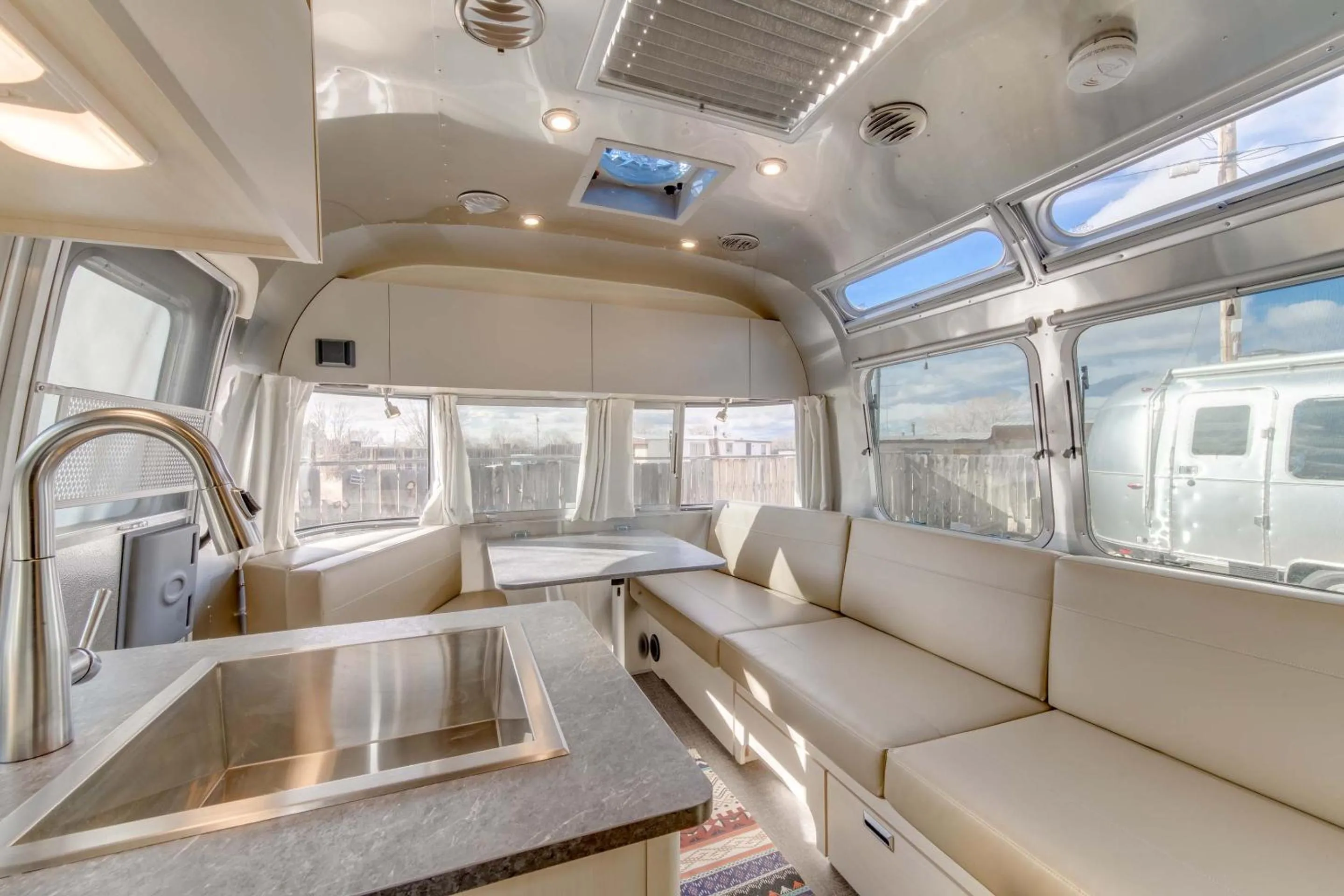 Seating area in Taos Motor Lodge