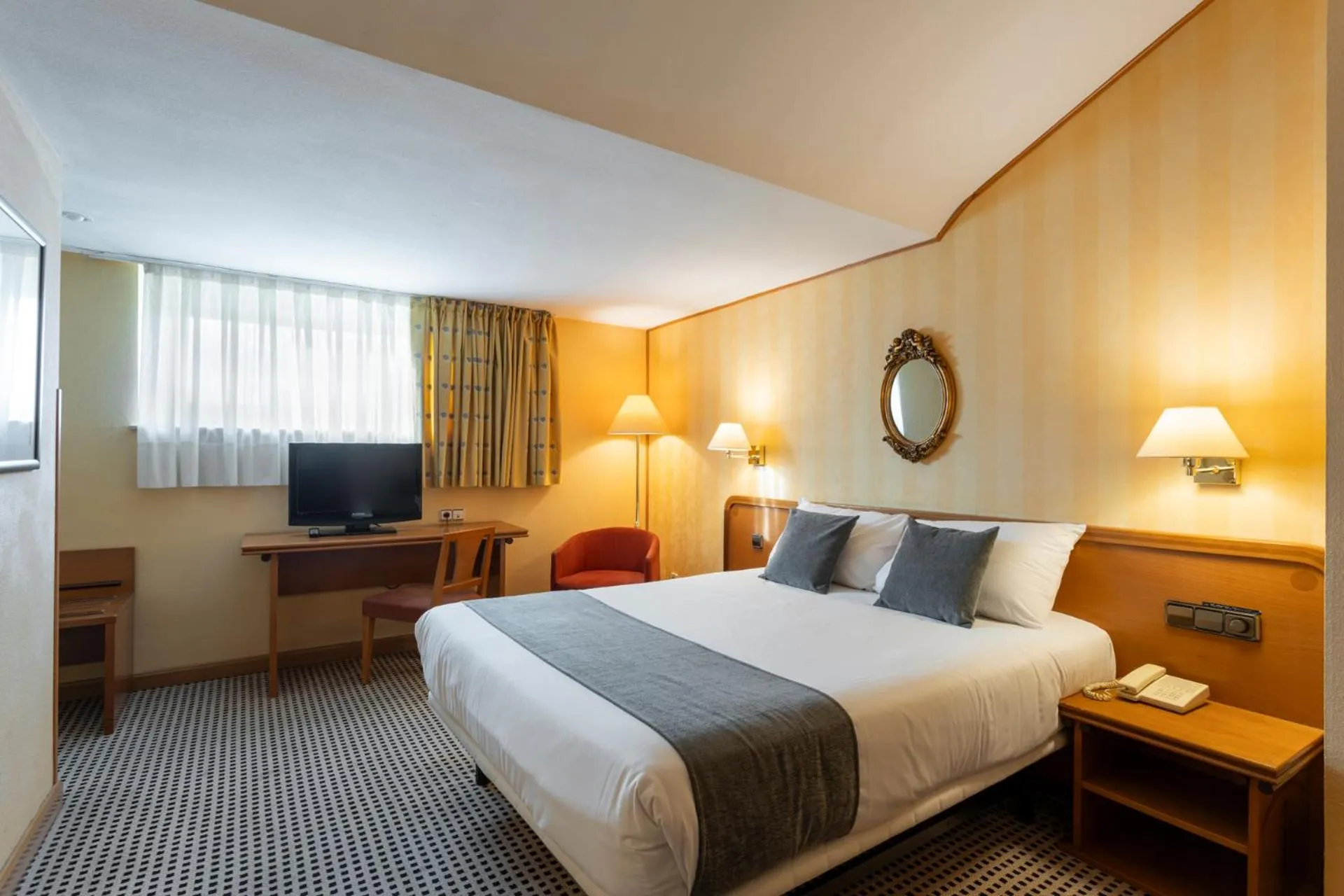 Photo of the whole room, Bed in Hotel Alda Río Tormes