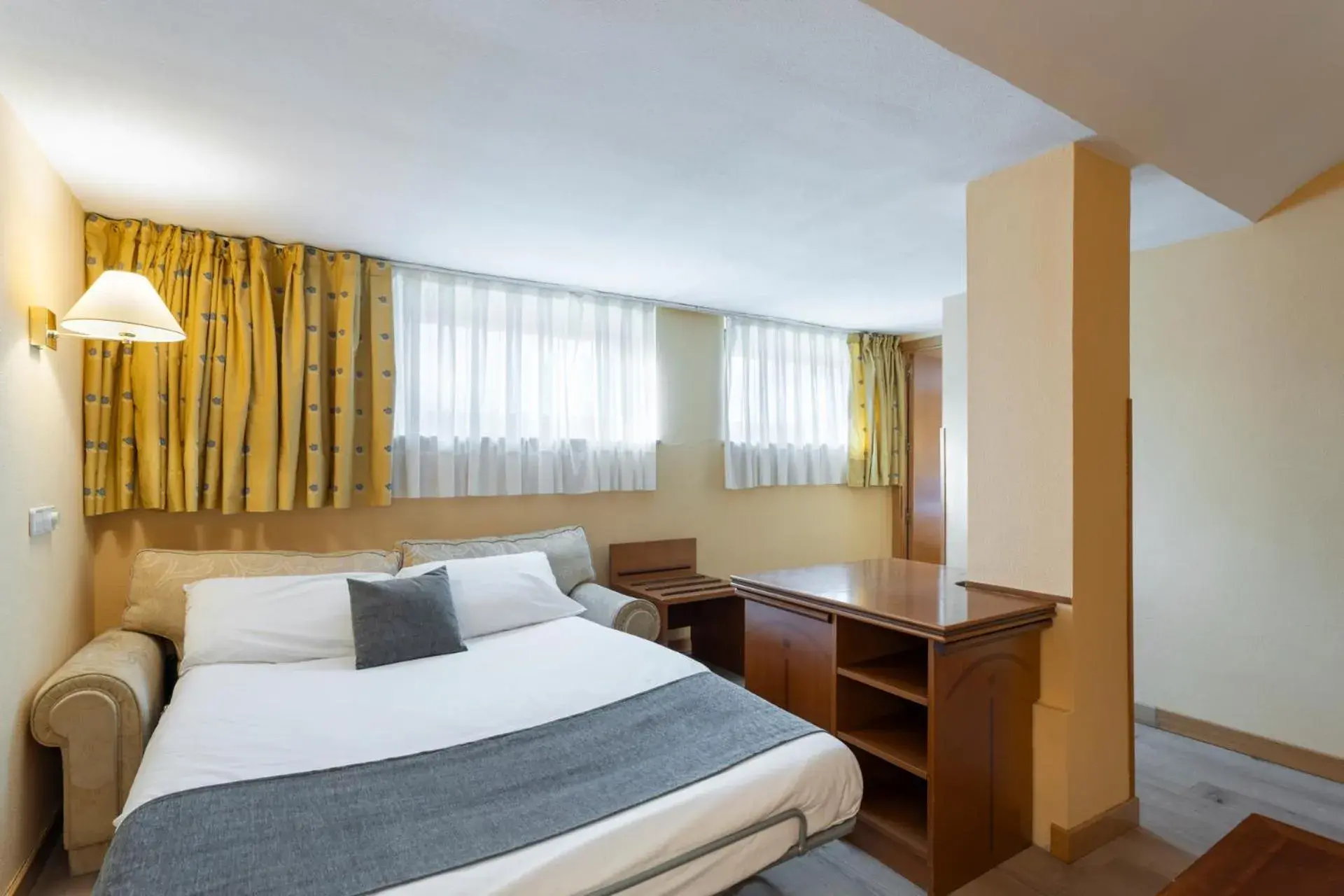 Bed in Hotel Alda Río Tormes Bed in Hotel Alda Río Tormes