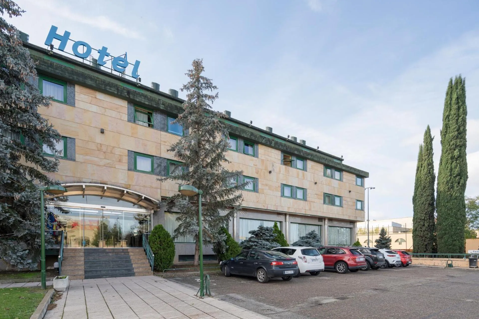 Property building in Hotel Alda Río Tormes