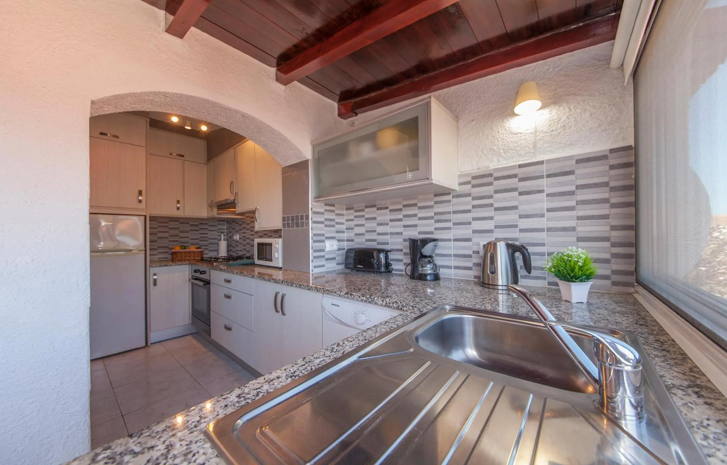 Kitchen or kitchenette in Maritime Discovery Apartment