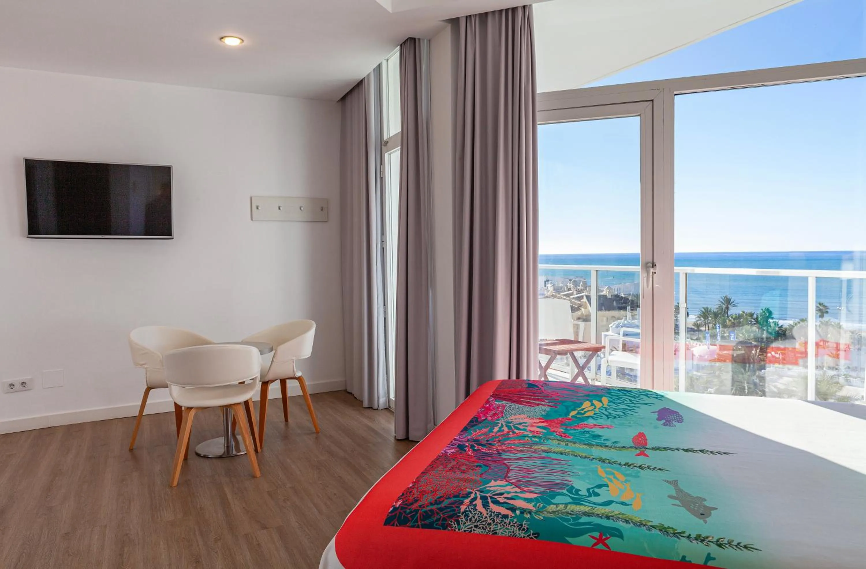 Bedroom, Bed in Hotel Alay - Adults Only Recommended