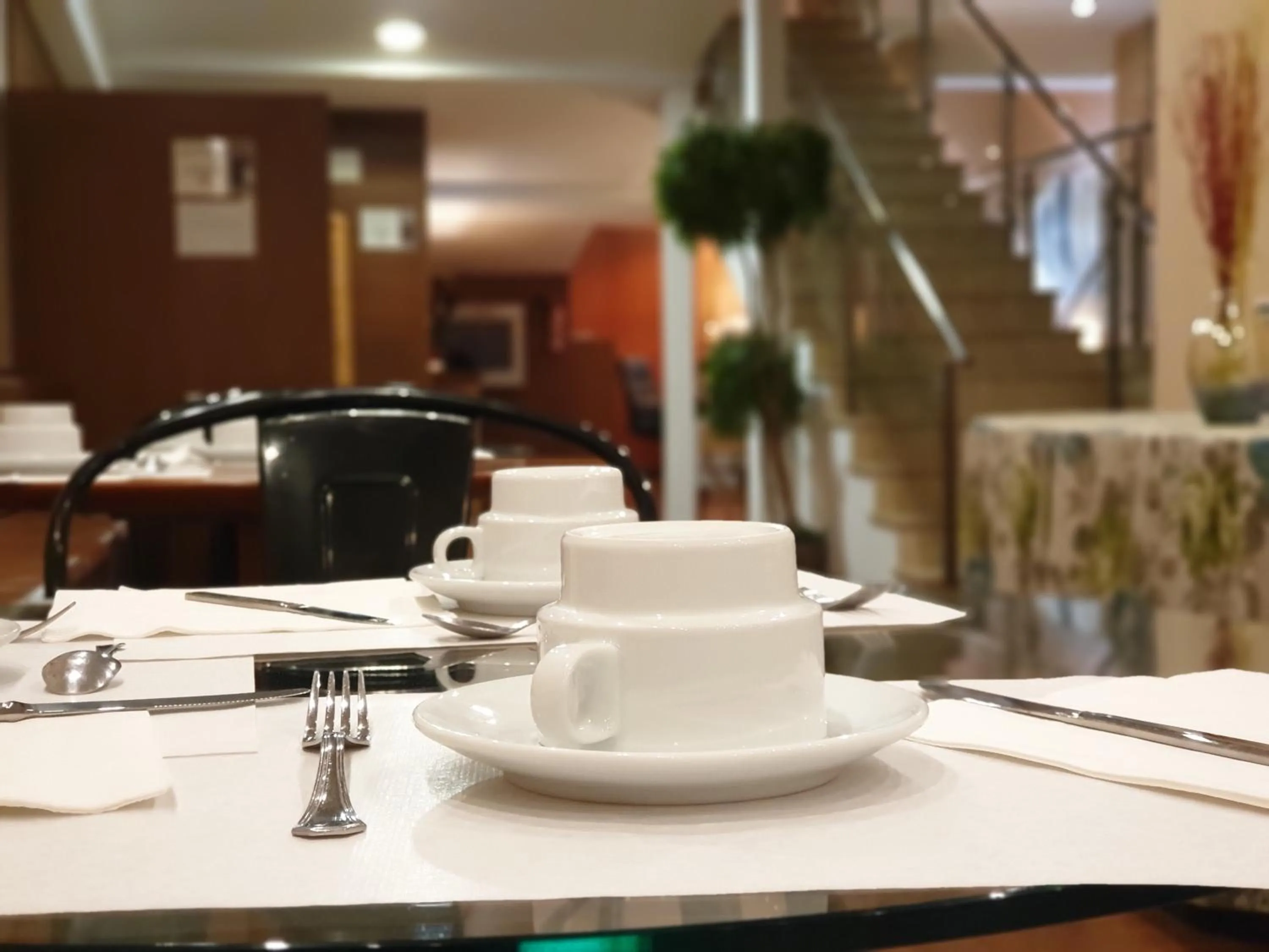 Food and drinks in Hotel Suite Camarena