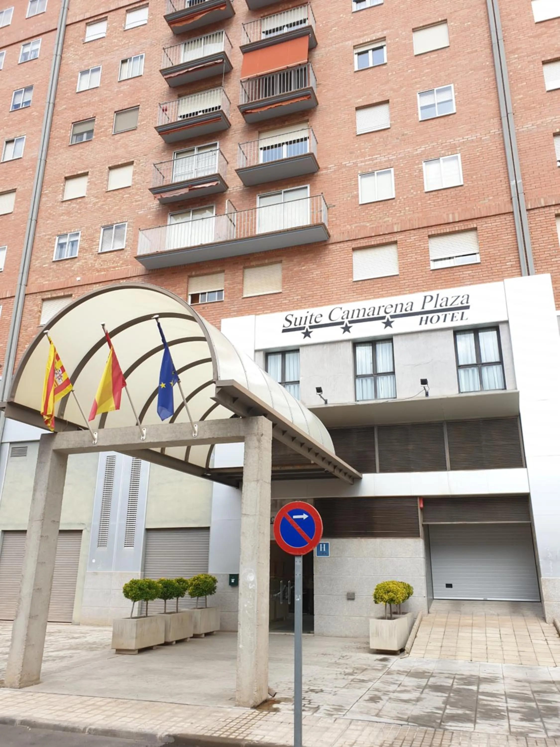 Property building in Hotel Suite Camarena