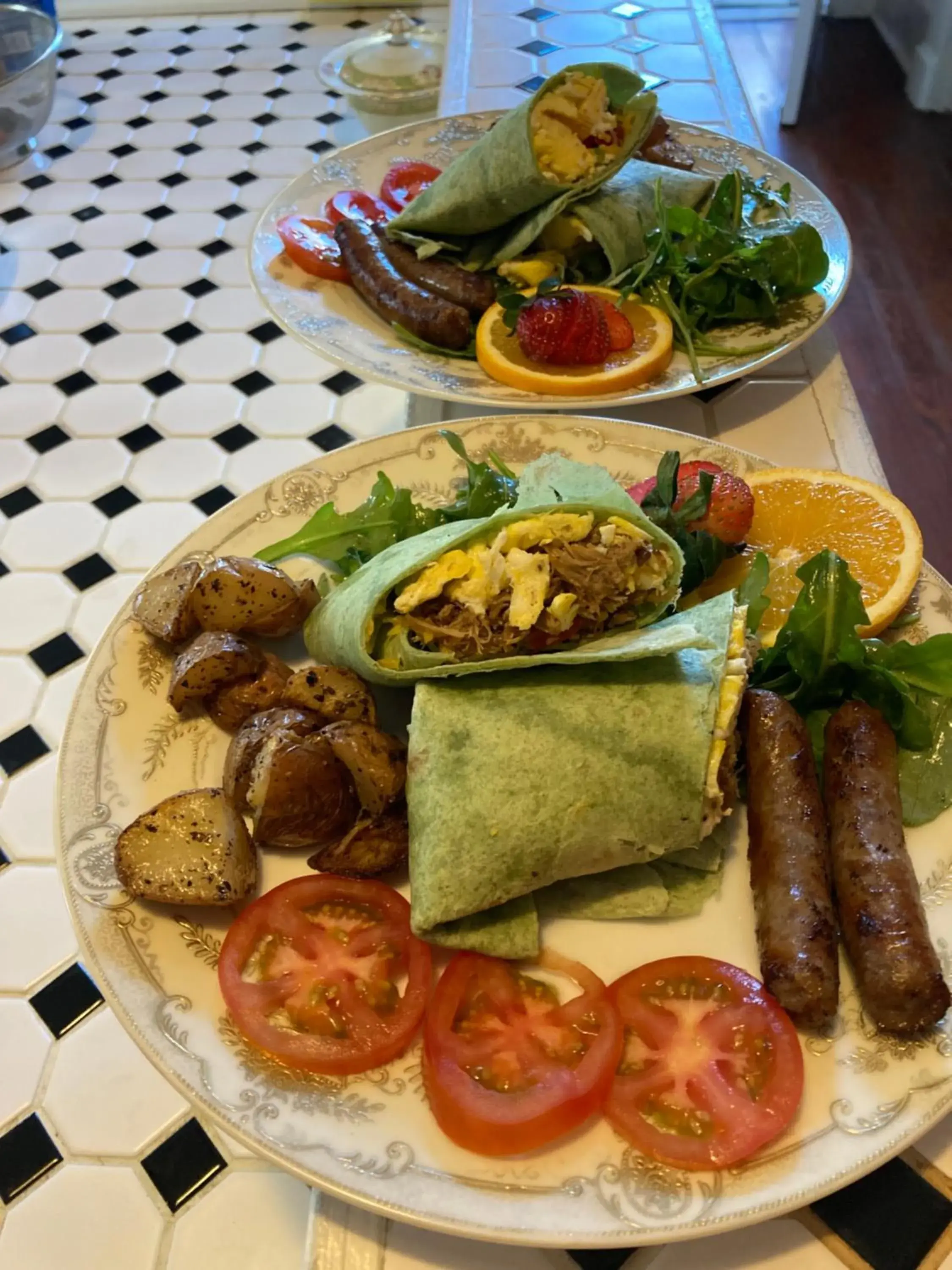 Food and drinks in Coppersmith Inn Bed And Breakfast Food and drinks in Coppersmith Inn Bed And Breakfast