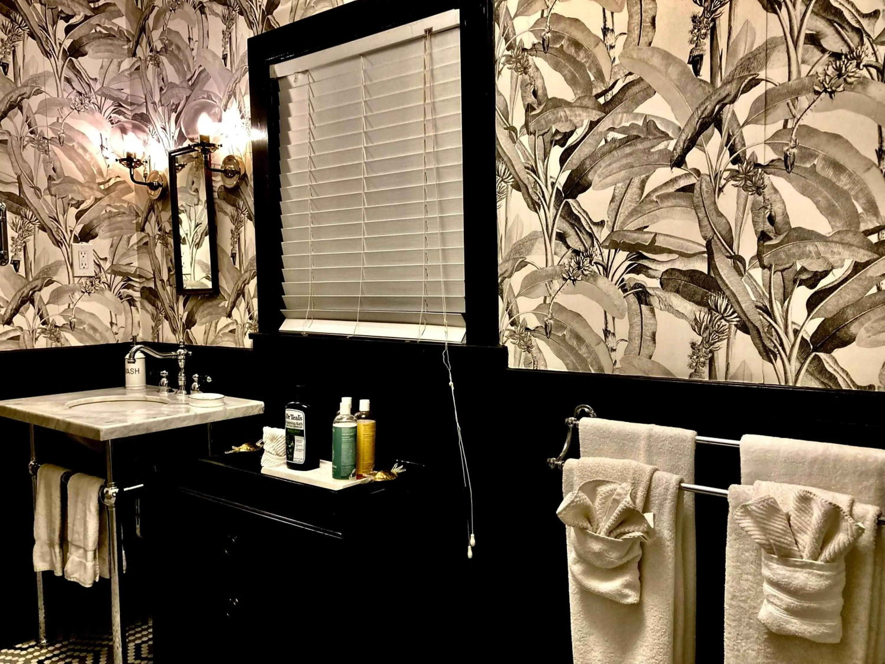 Coppersmith Inn Bed And Breakfast