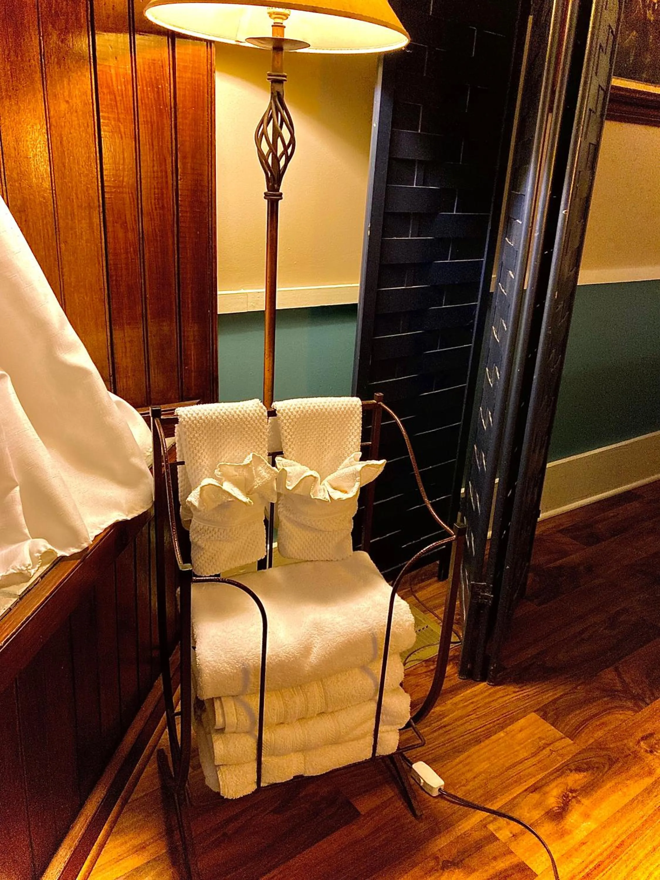 towels in Coppersmith Inn Bed And Breakfast