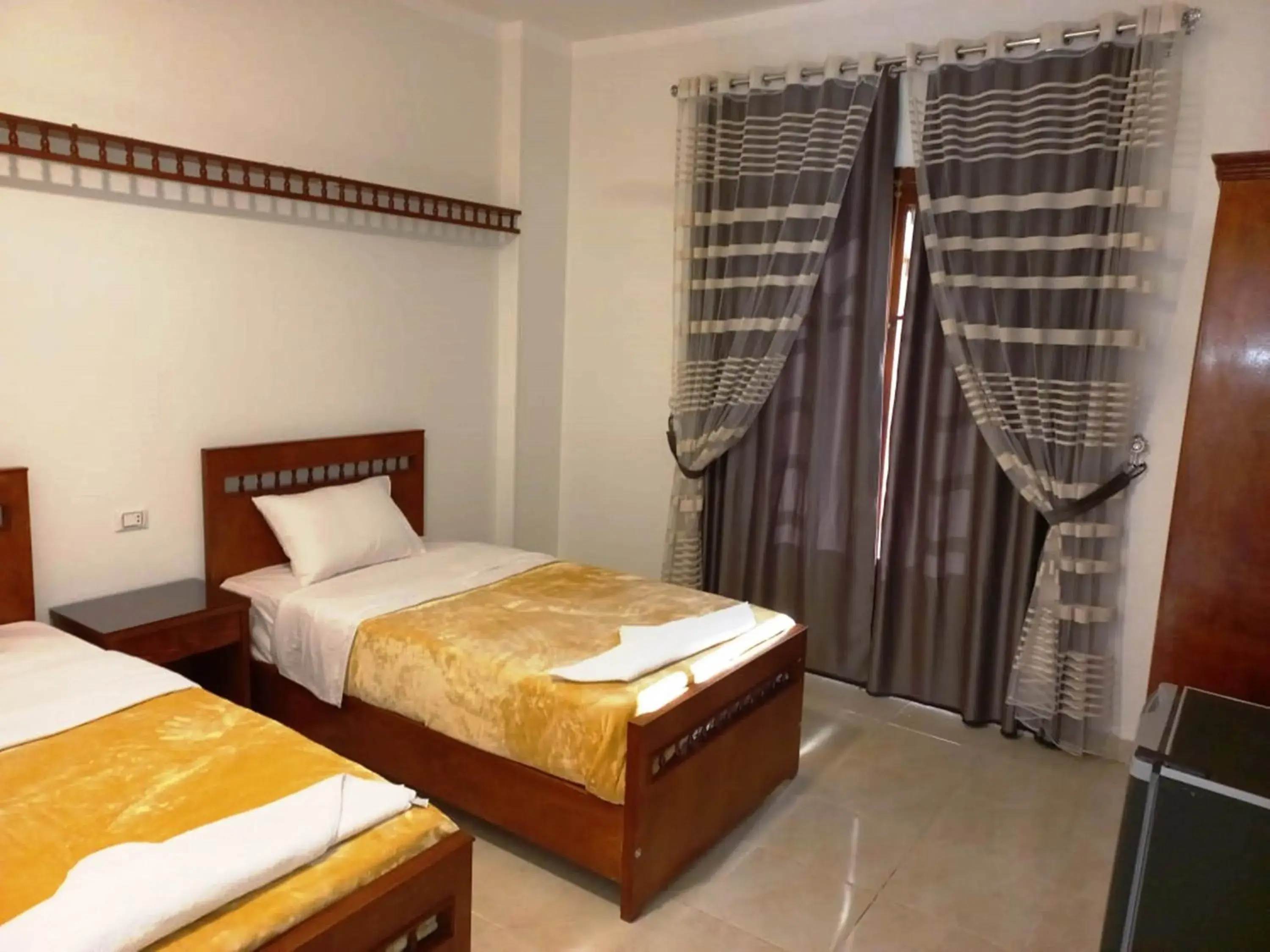 Deluxe Twin Room - single occupancy in Mikhaila Guest House Deluxe Twin Room - single occupancy in Mikhaila Guest House