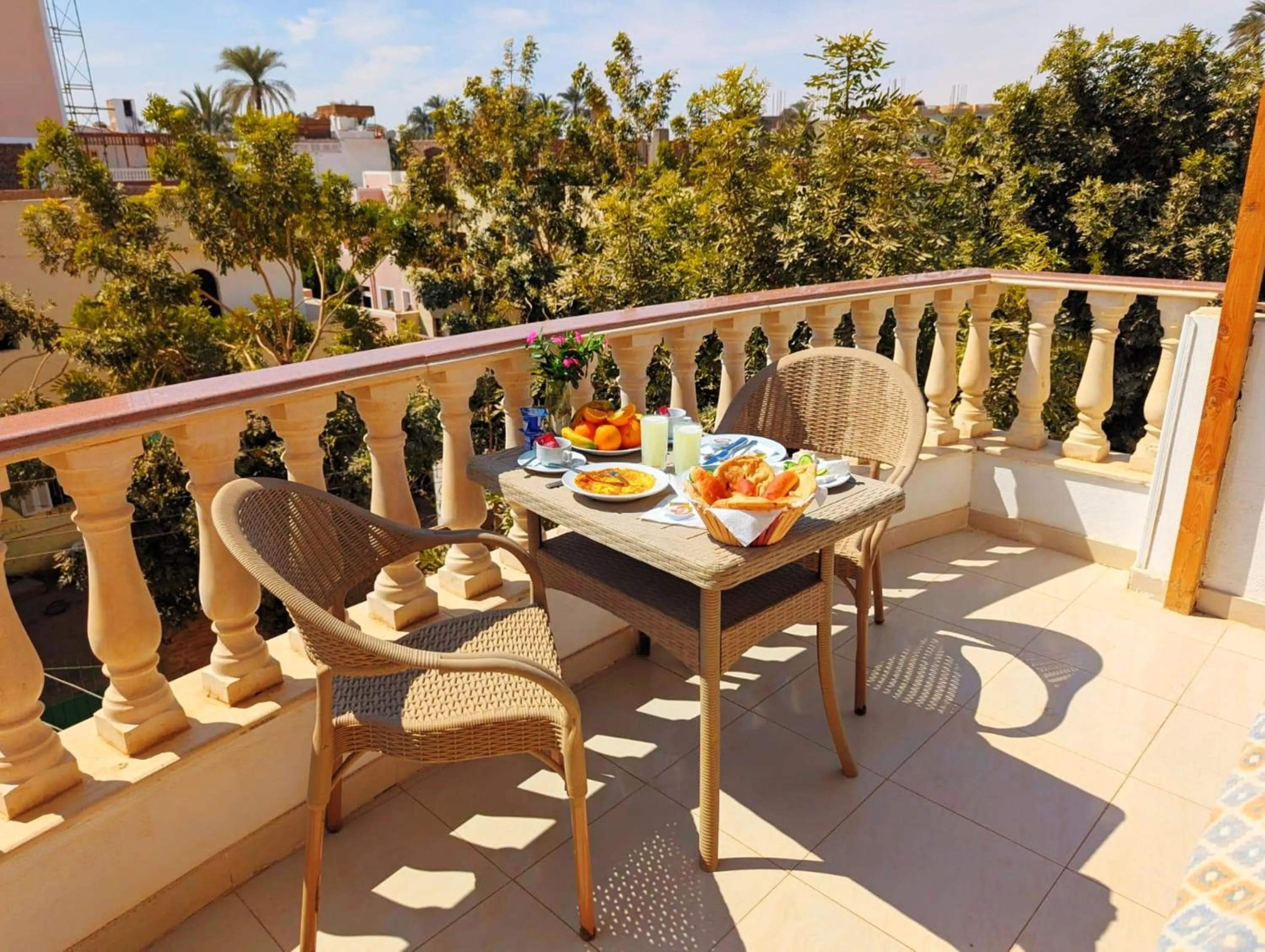 Food and drinks in Mikhaila Guest House