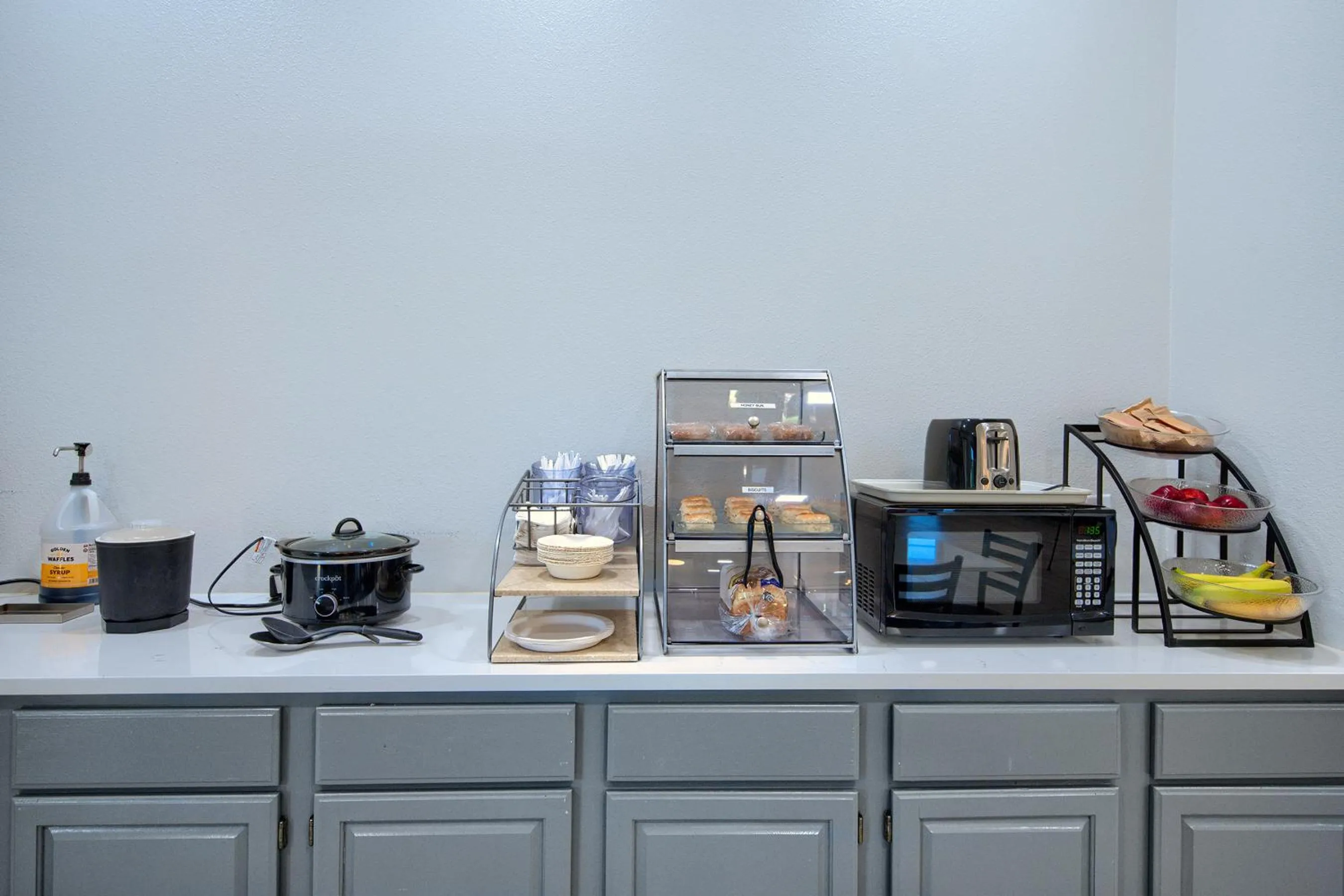 Breakfast in Hot Springs Village Inn