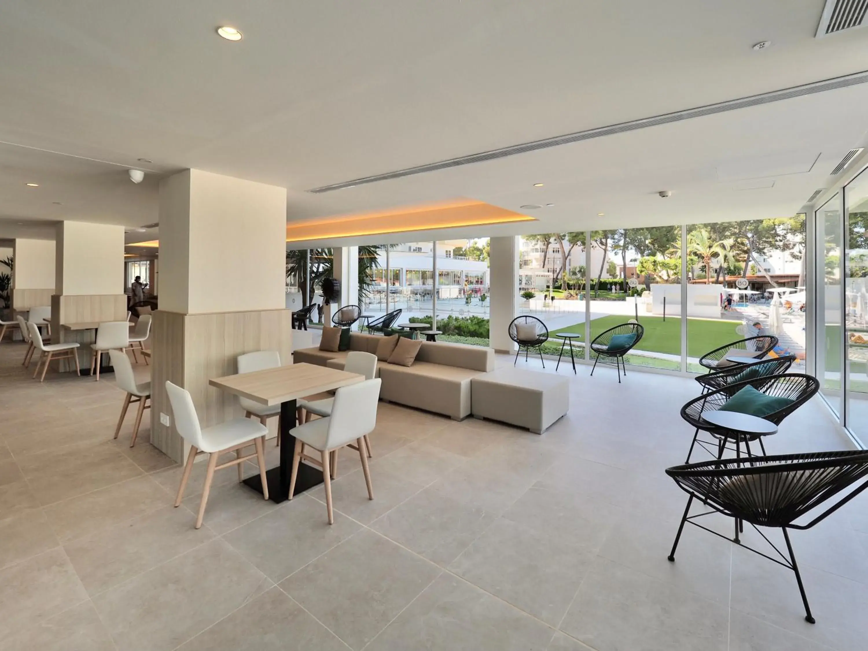 Living room in BQ Belvedere Hotel Living room in BQ Belvedere Hotel