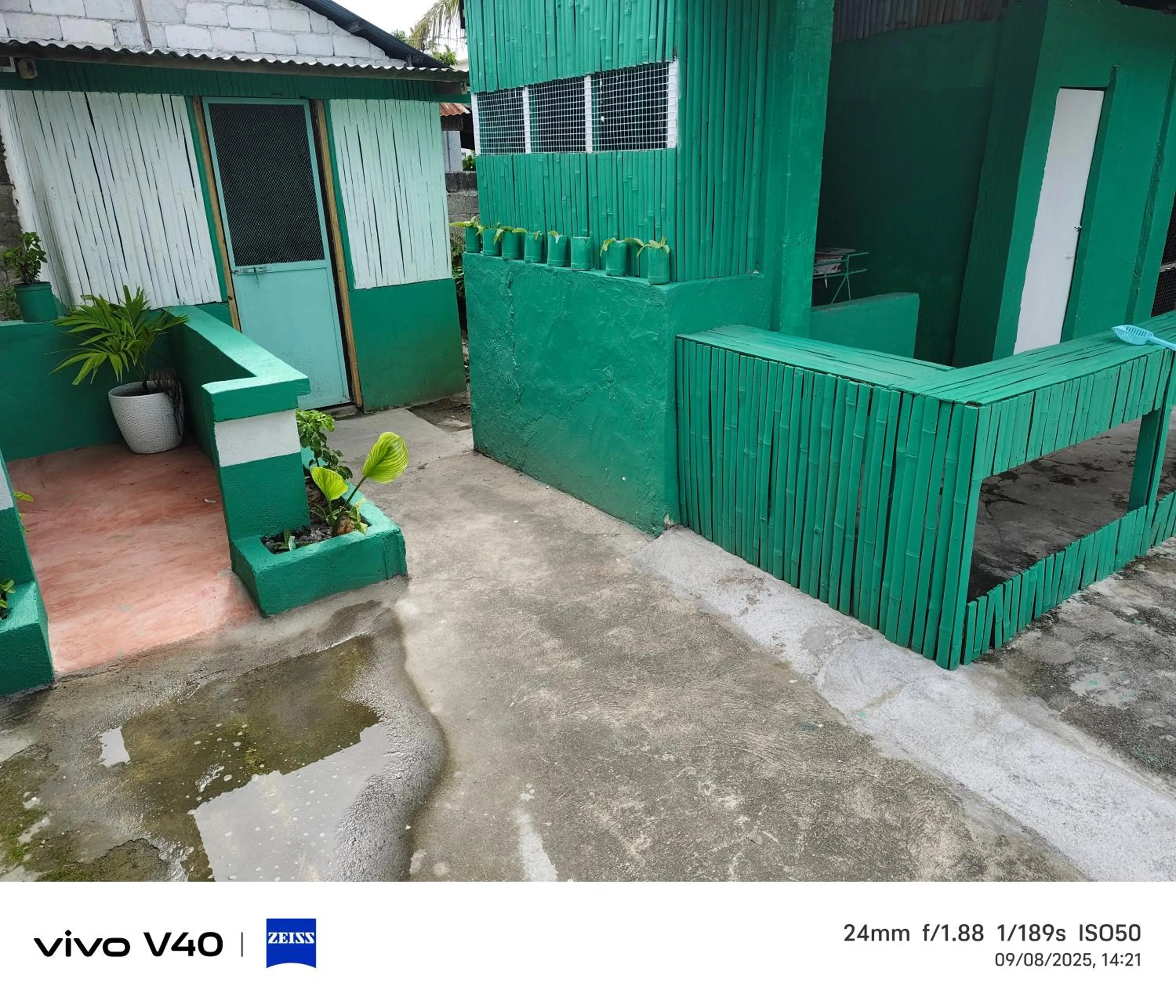 Property building in Marilou Guesthouse