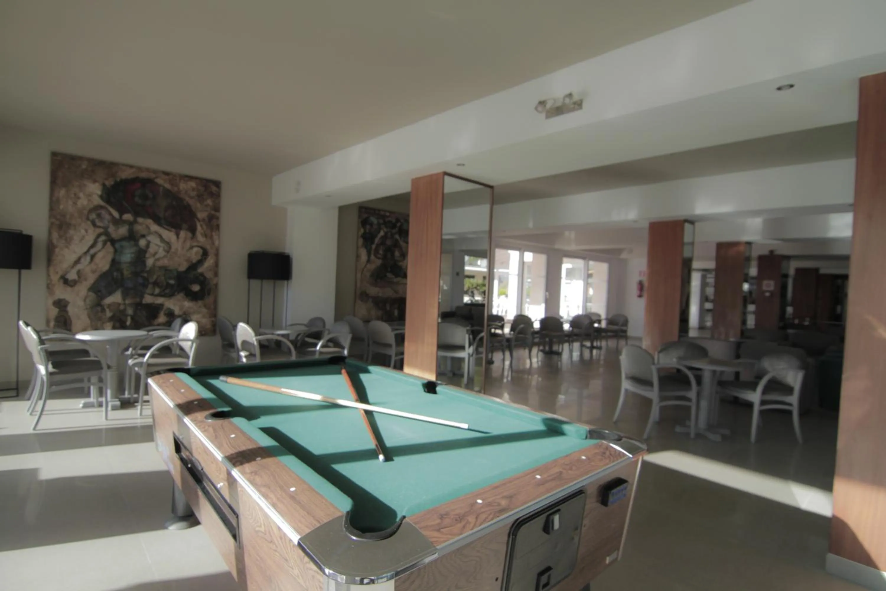 Billiard in BQ Apolo Hotel