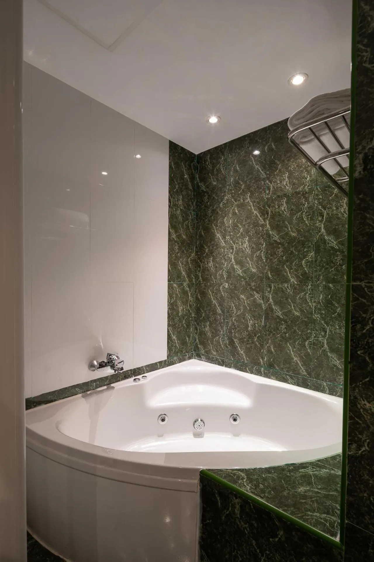 Bathroom in Hotel Attica21 Las Rozas