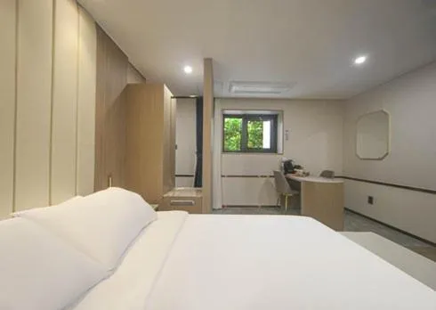 Bed in H Avenue Hwamyeong