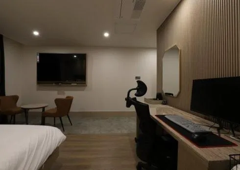 TV and multimedia, Bed in H Avenue Hwamyeong