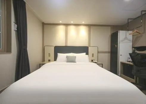 Bed in H Avenue Hwamyeong
