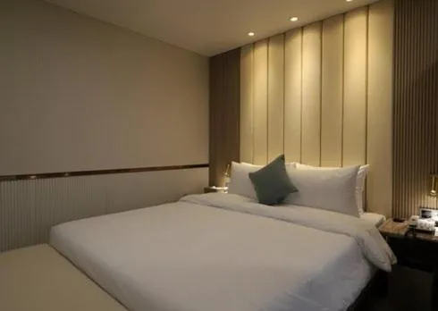 Bed in H Avenue Hwamyeong