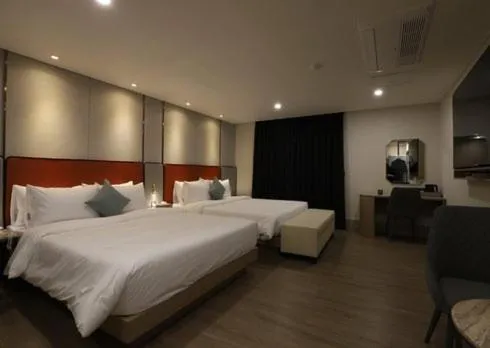 Bed in H Avenue Hwamyeong
