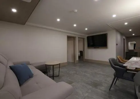 Communal lounge/ TV room in H Avenue Hwamyeong